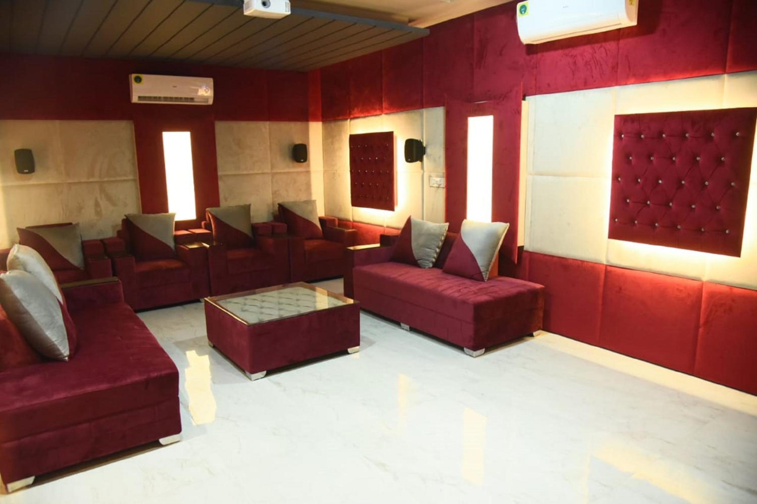 lounge