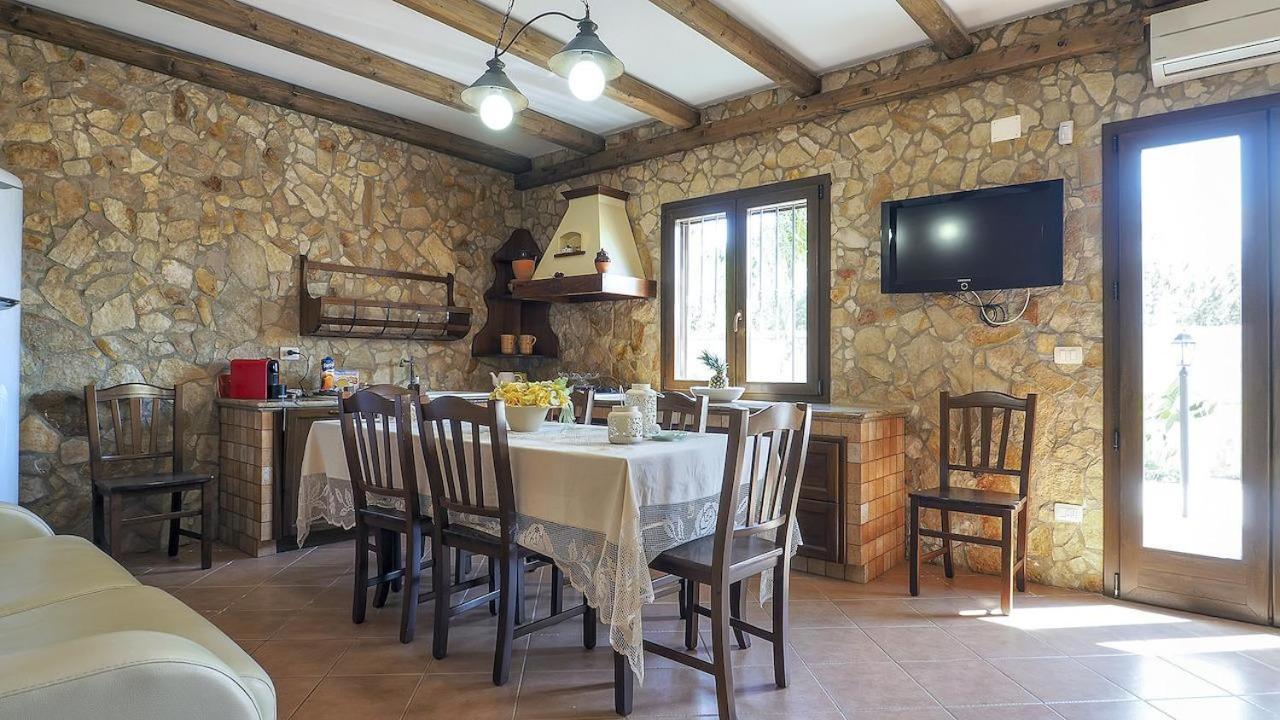 Villa Arianna view 2