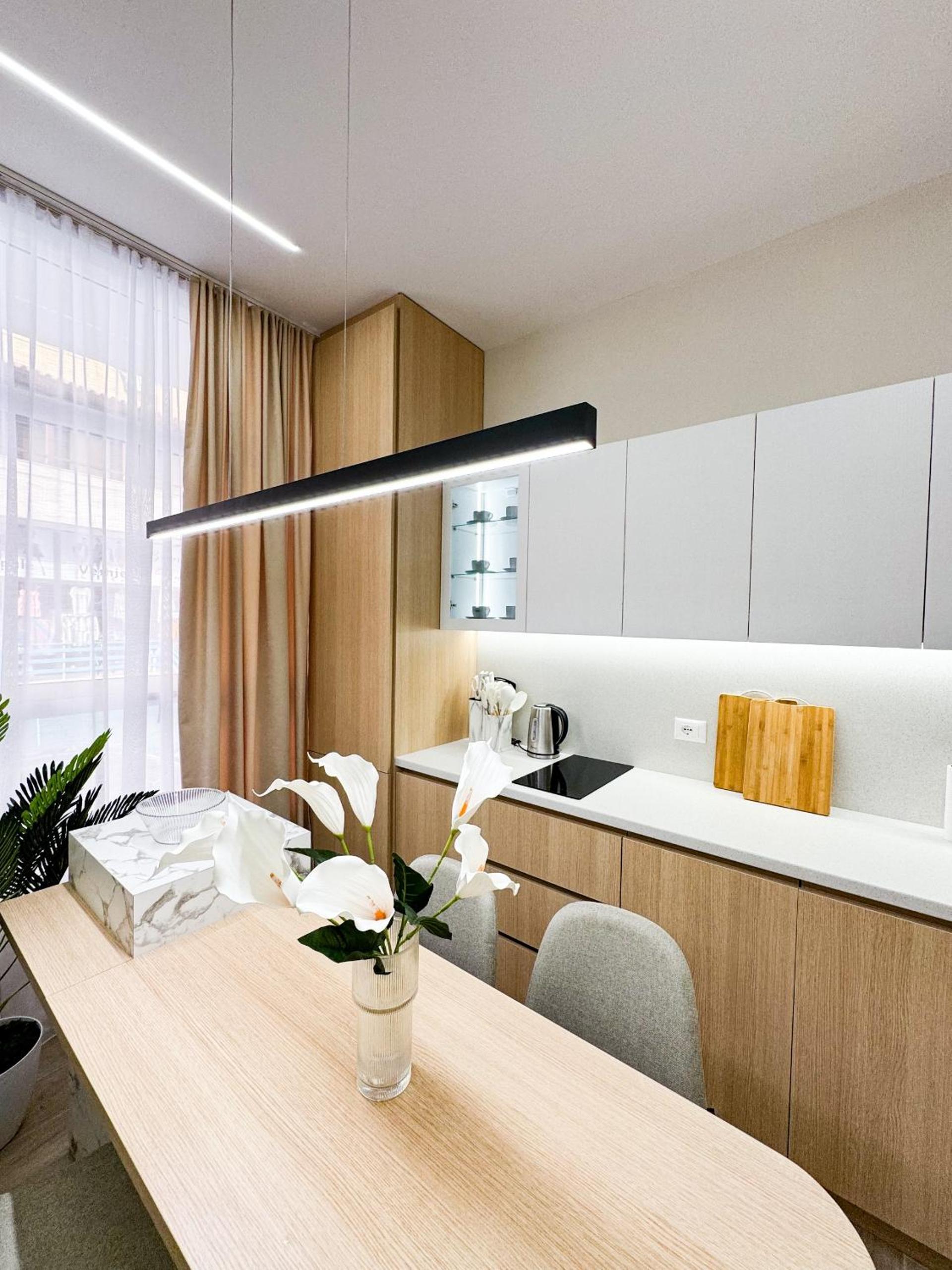 Nomad Stay Apartments