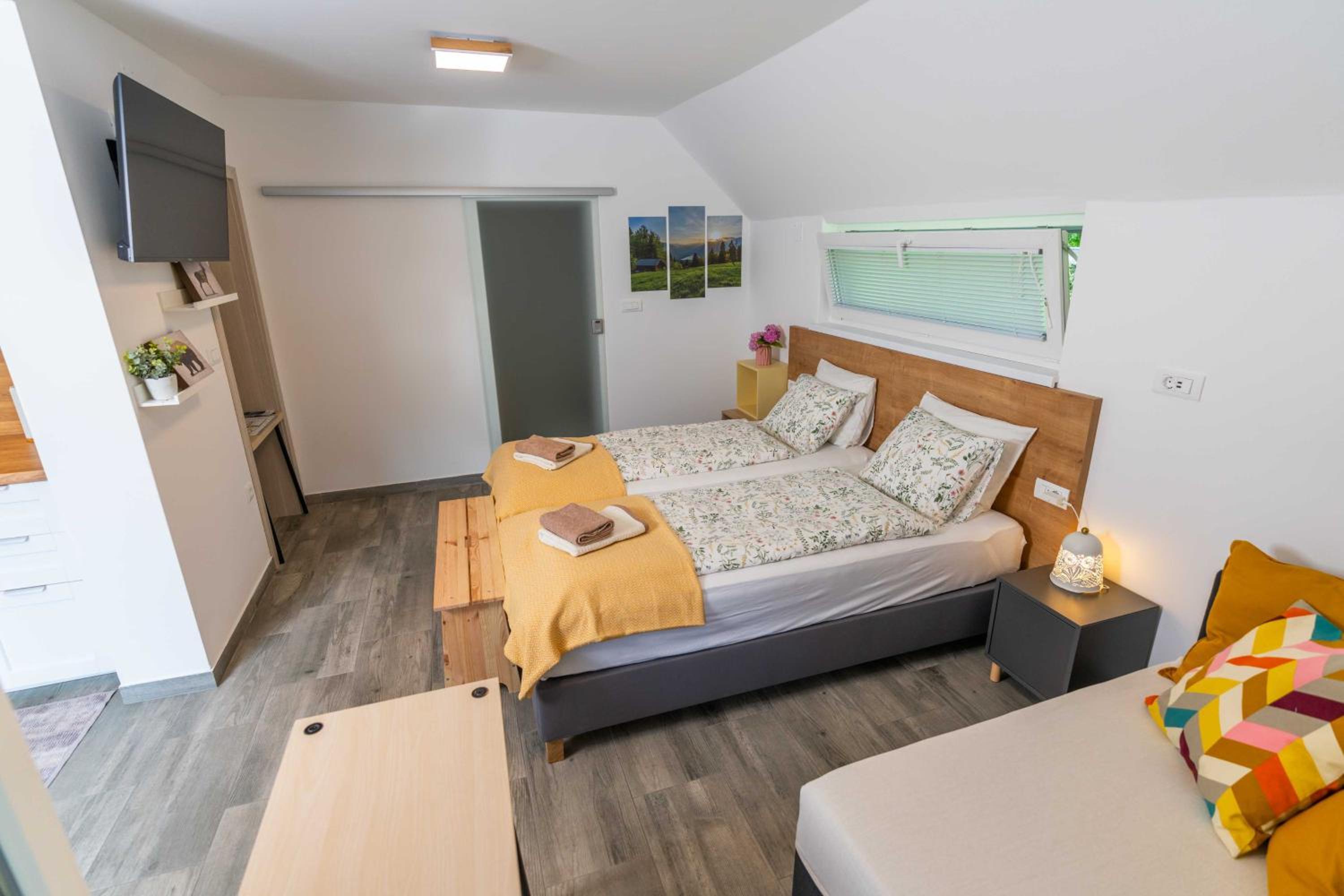 Studio Maria with Free Parking view 4