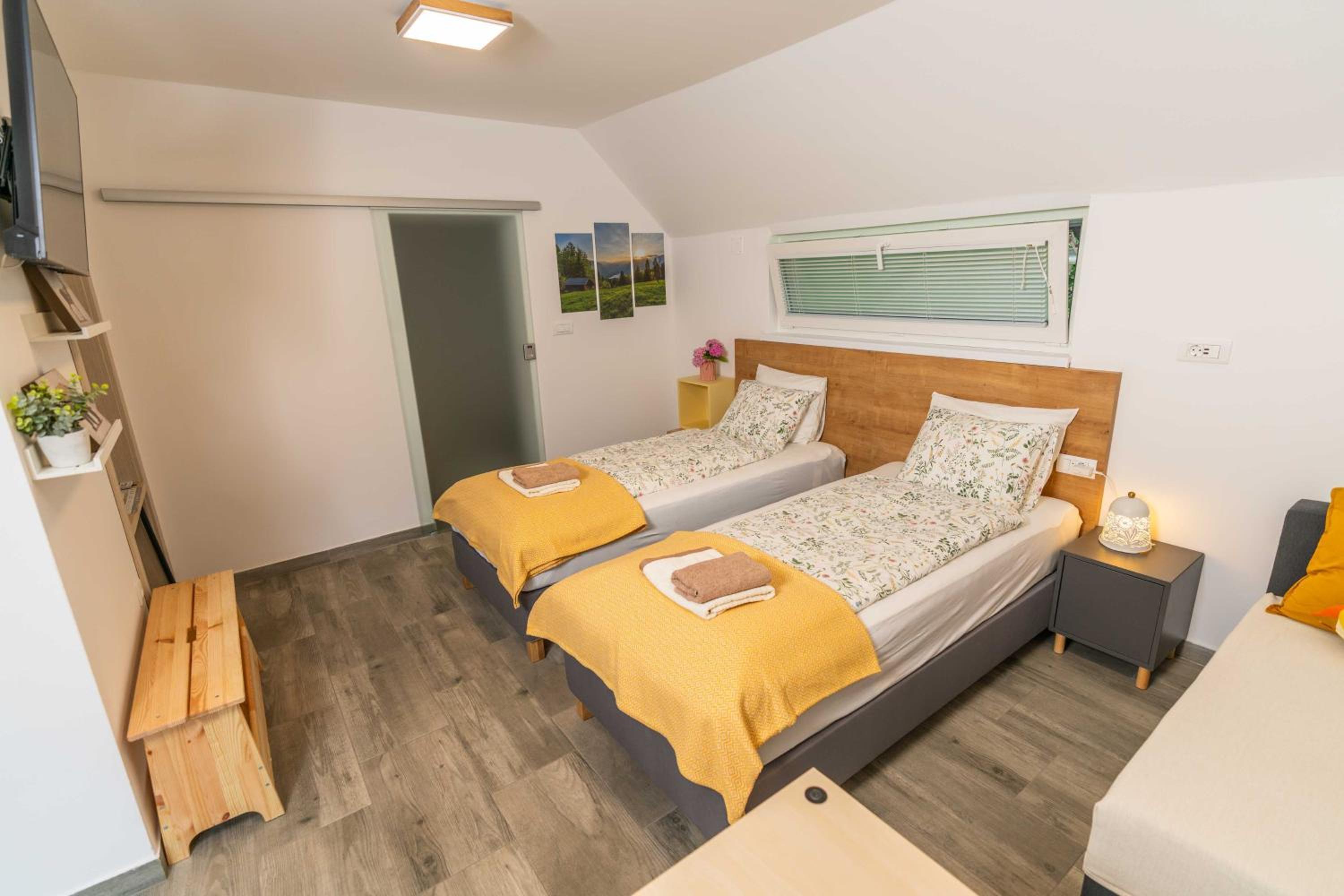 Studio Maria with Free Parking view 3