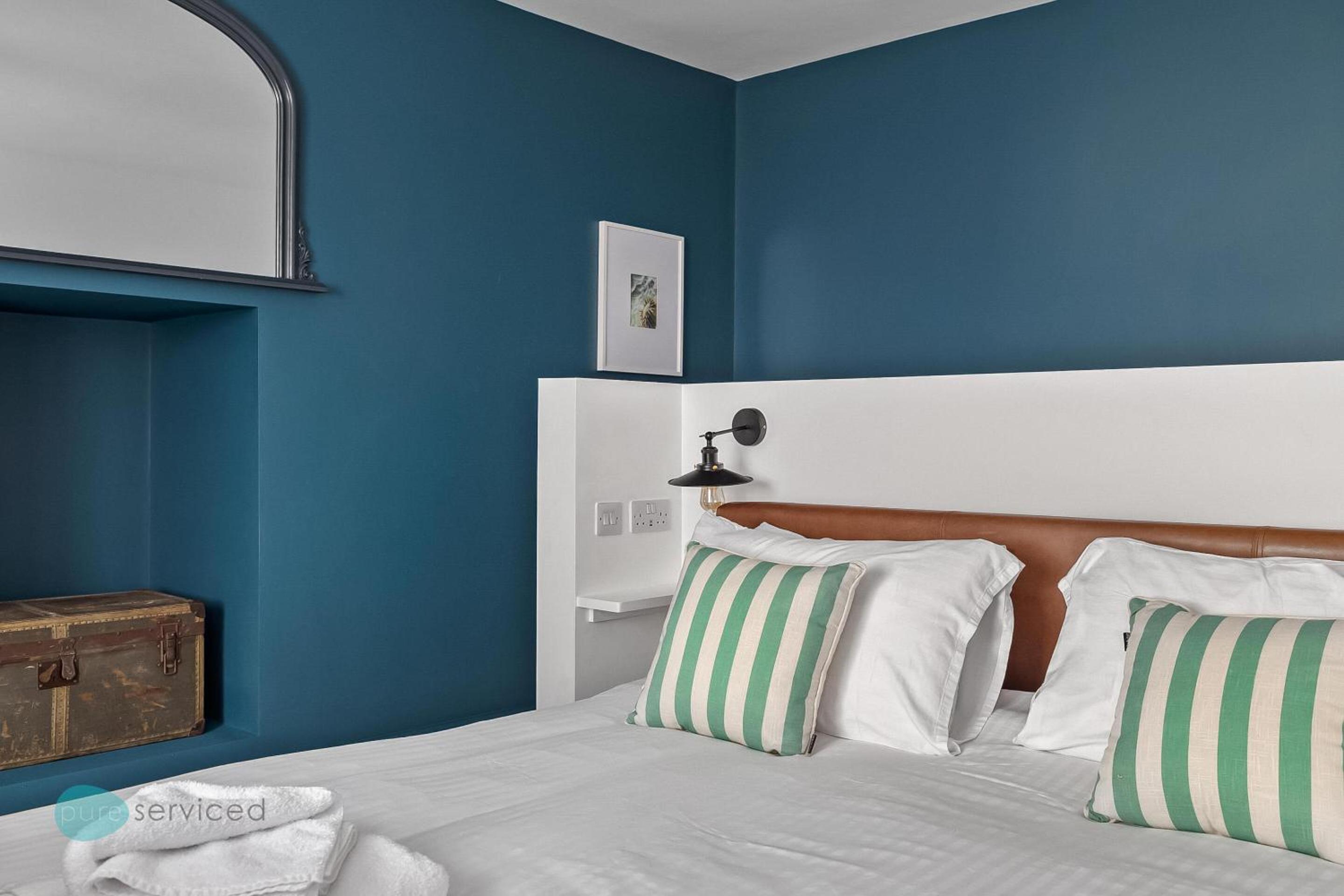 2 Bed - Apartment No. 1 Windsor Villas view 4