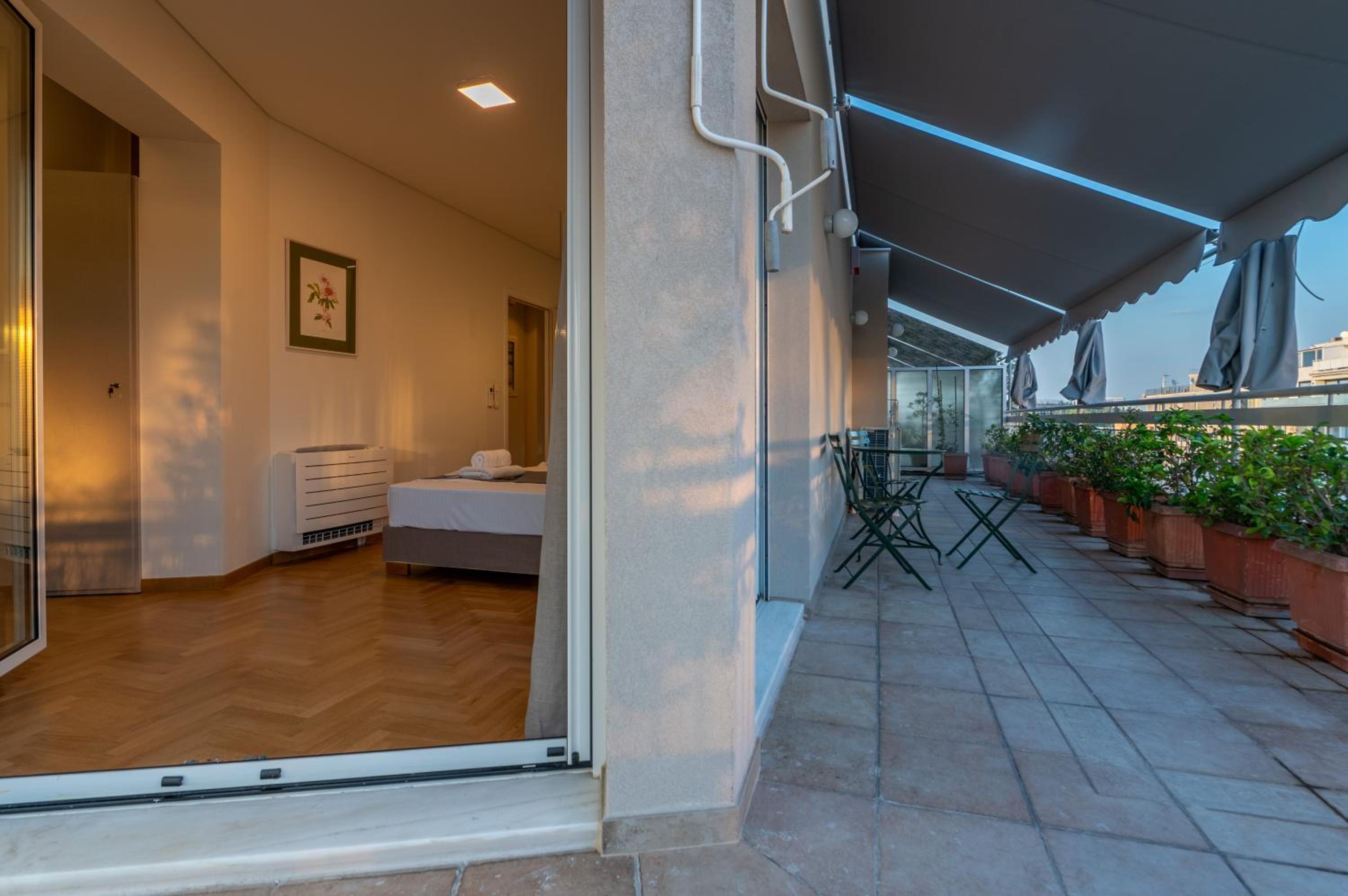 Unique 2BR Penthouse with Stunning Acropolis View