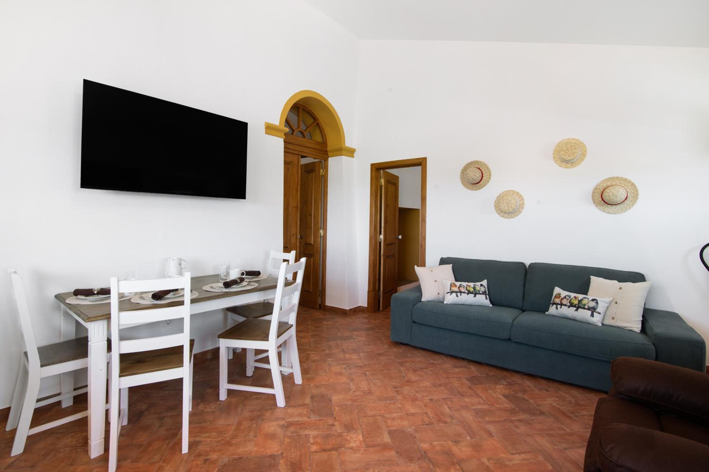 Casas do Monte I view 3