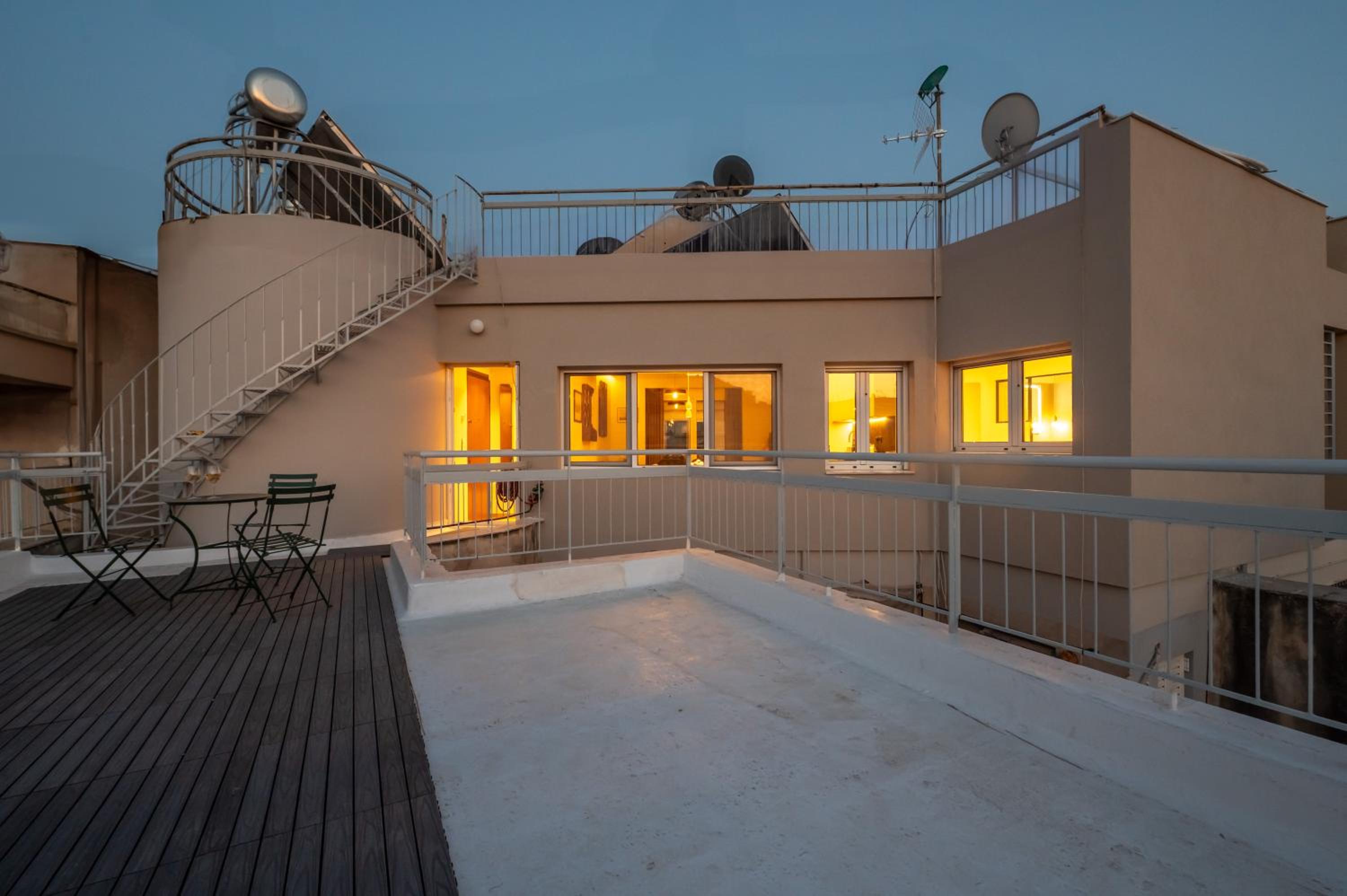 Unique 2BR Penthouse with Stunning Acropolis View