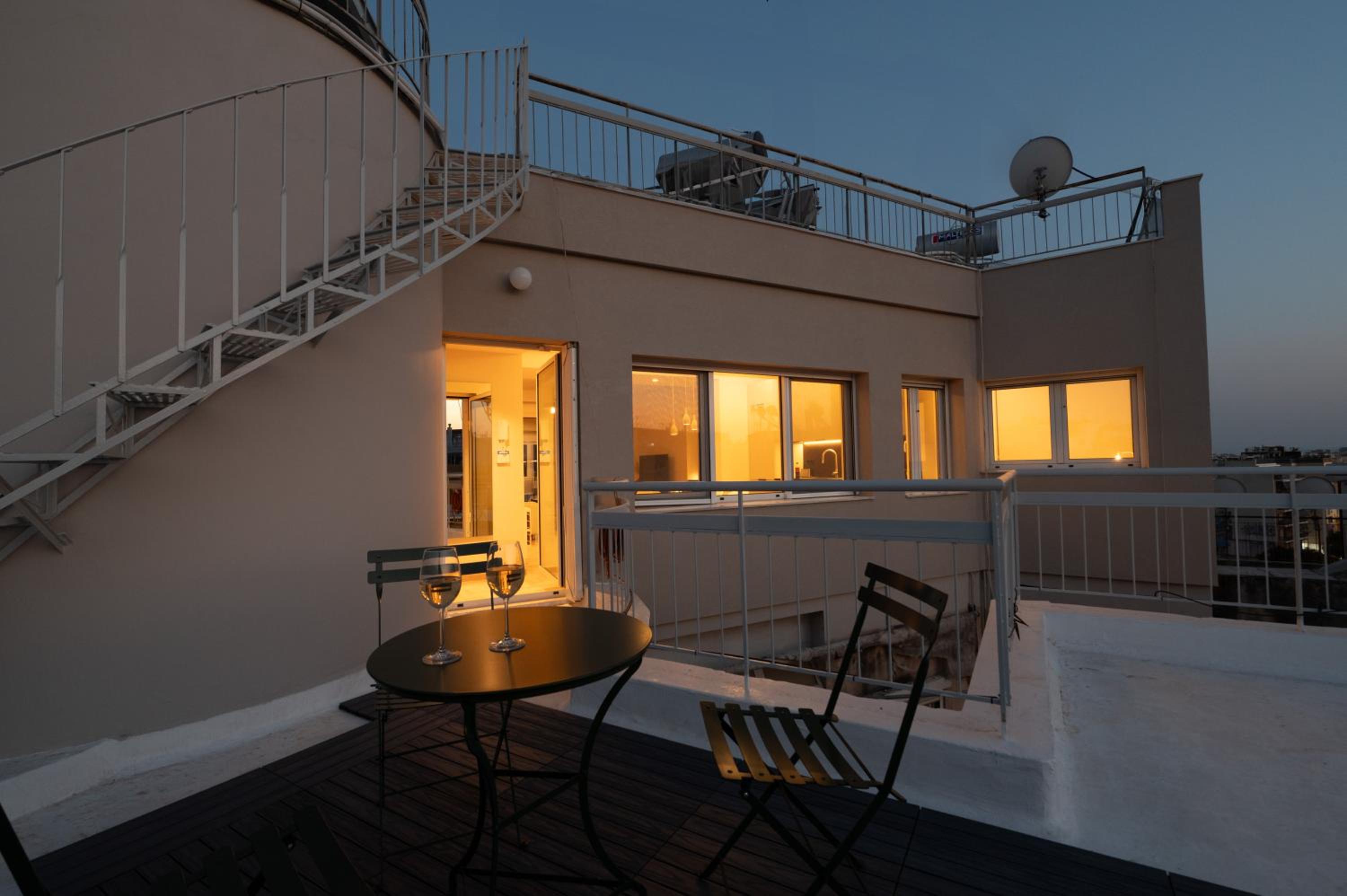Unique 2BR Penthouse with Stunning Acropolis View