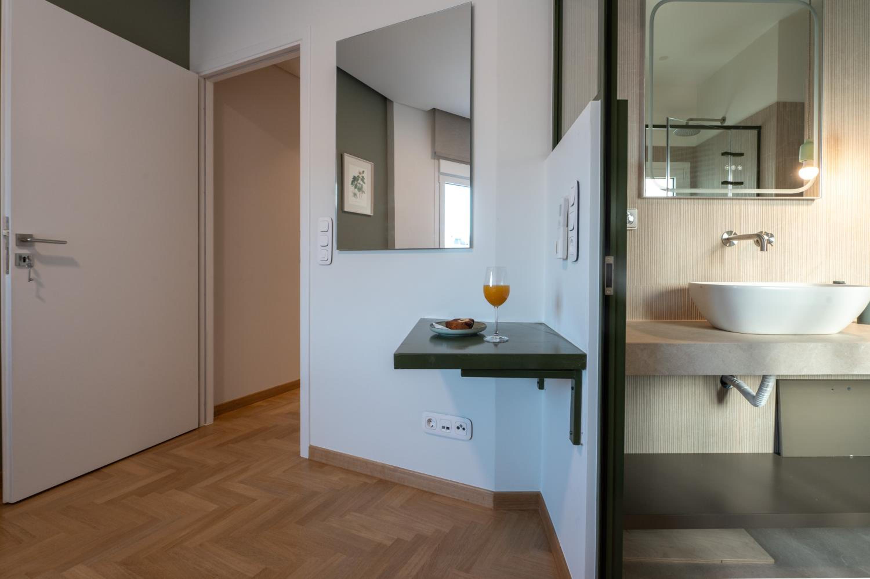 Unique 2BR Penthouse with Stunning Acropolis View