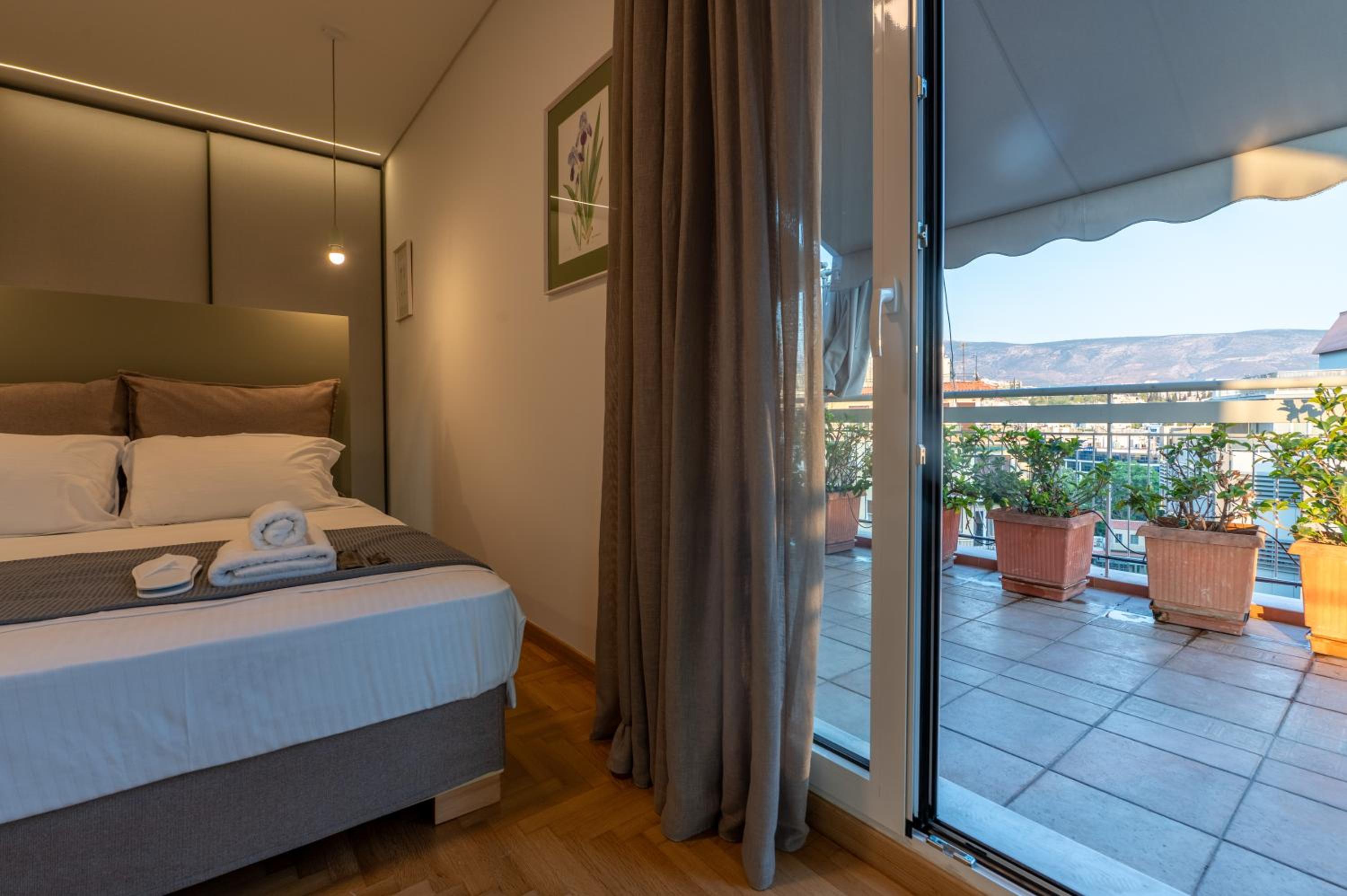 Unique 2BR Penthouse with Stunning Acropolis View