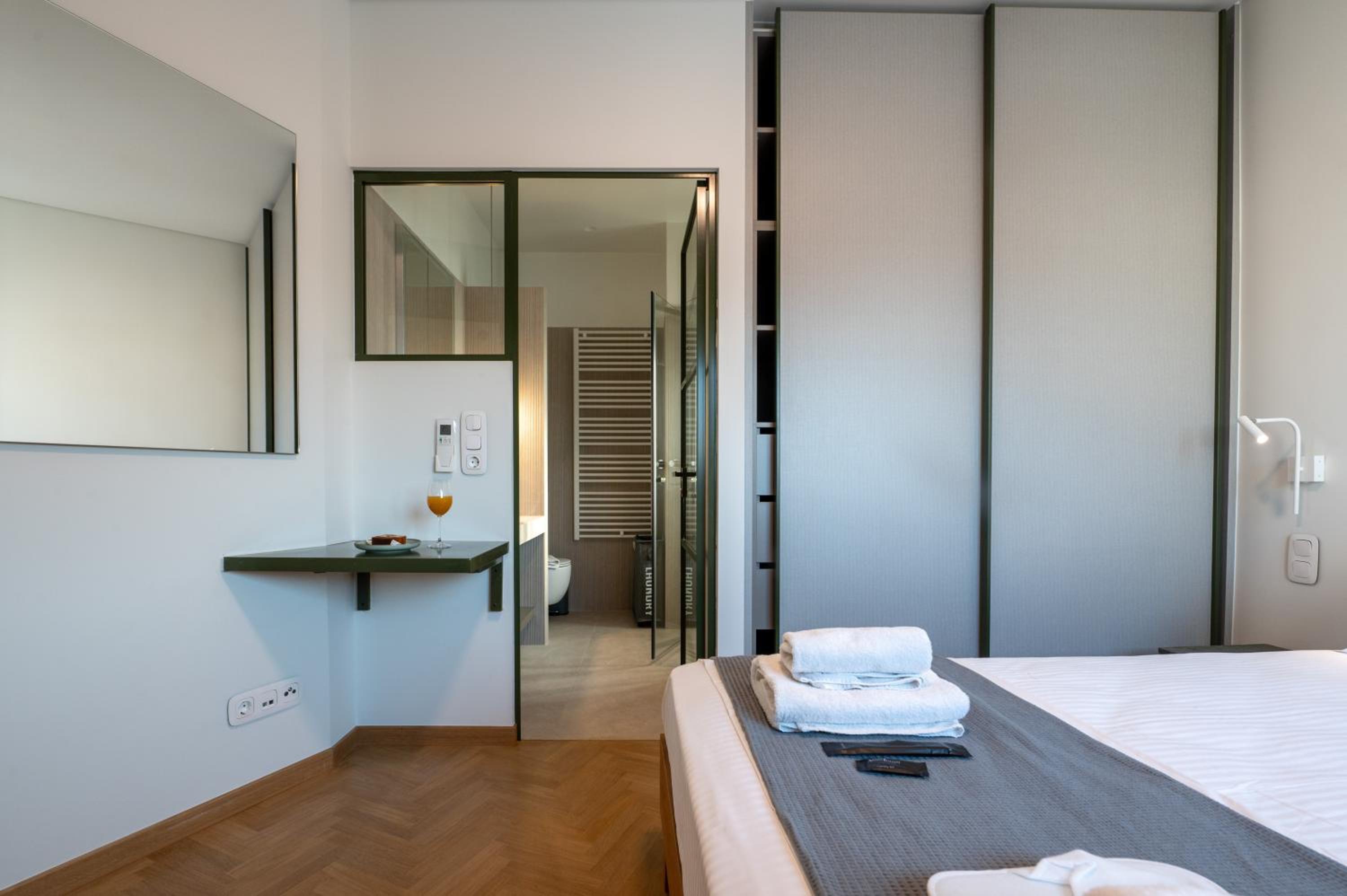 Unique 2BR Penthouse with Stunning Acropolis View