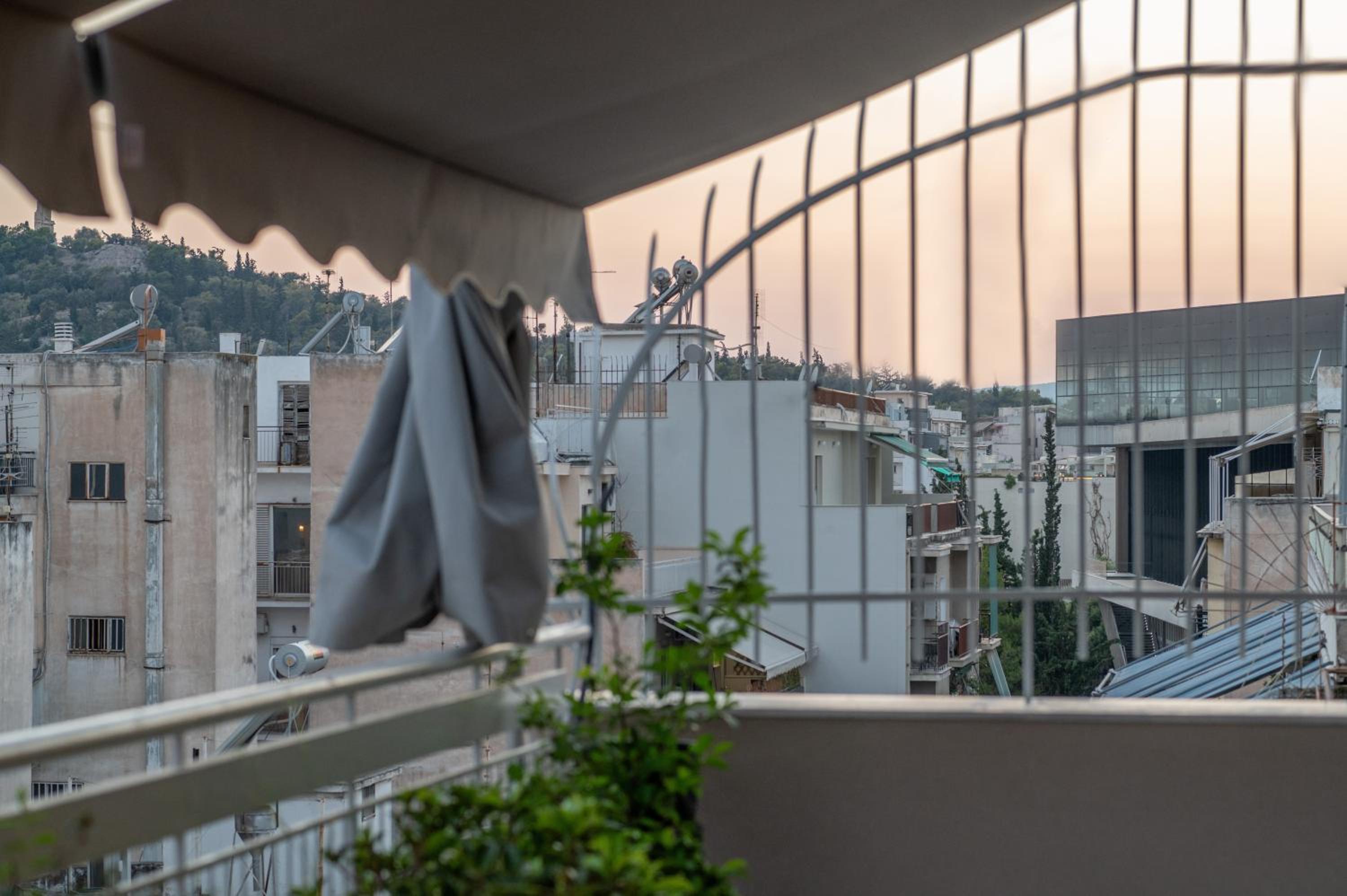 Unique 2BR Penthouse with Stunning Acropolis View