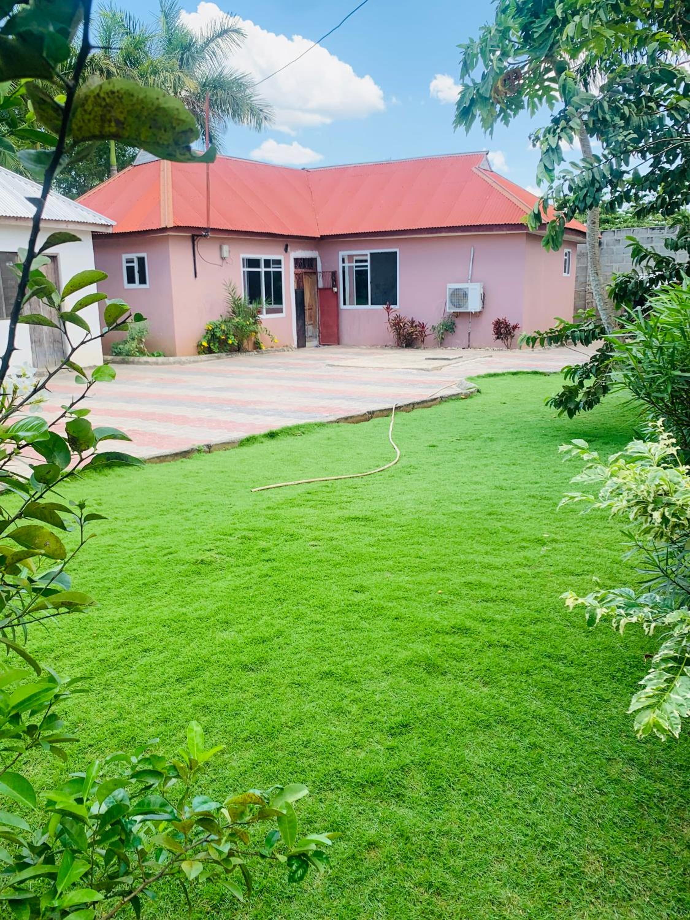 BALLU home