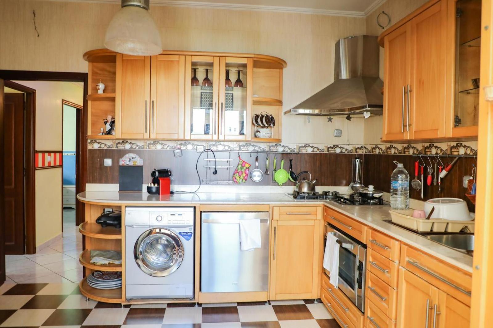 Appartement luxieux à Tanger à 2 minutes de la plage view 5