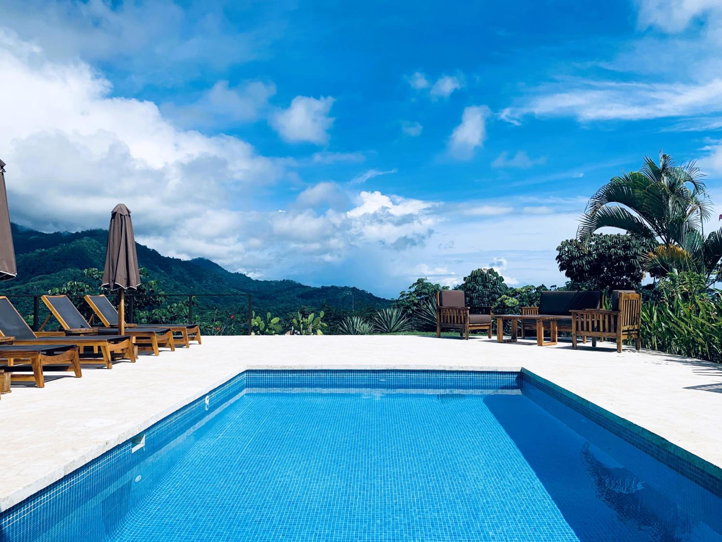Nature's Edge Boutique Hotel