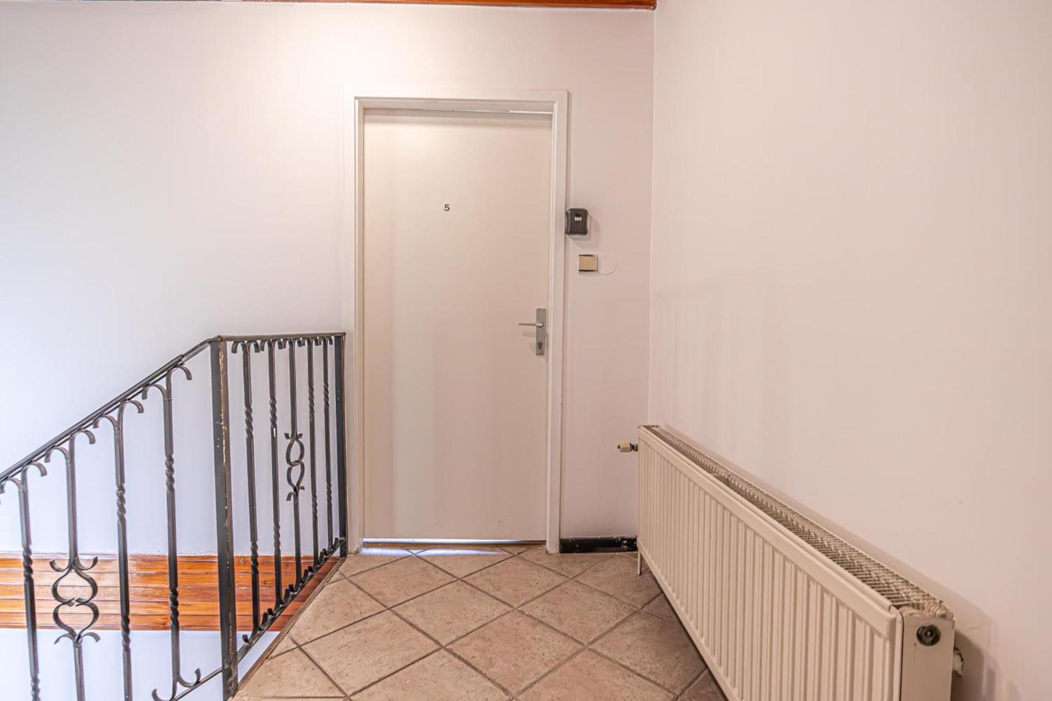 Comfy Rooms in Shared villa with Terrace and Garden