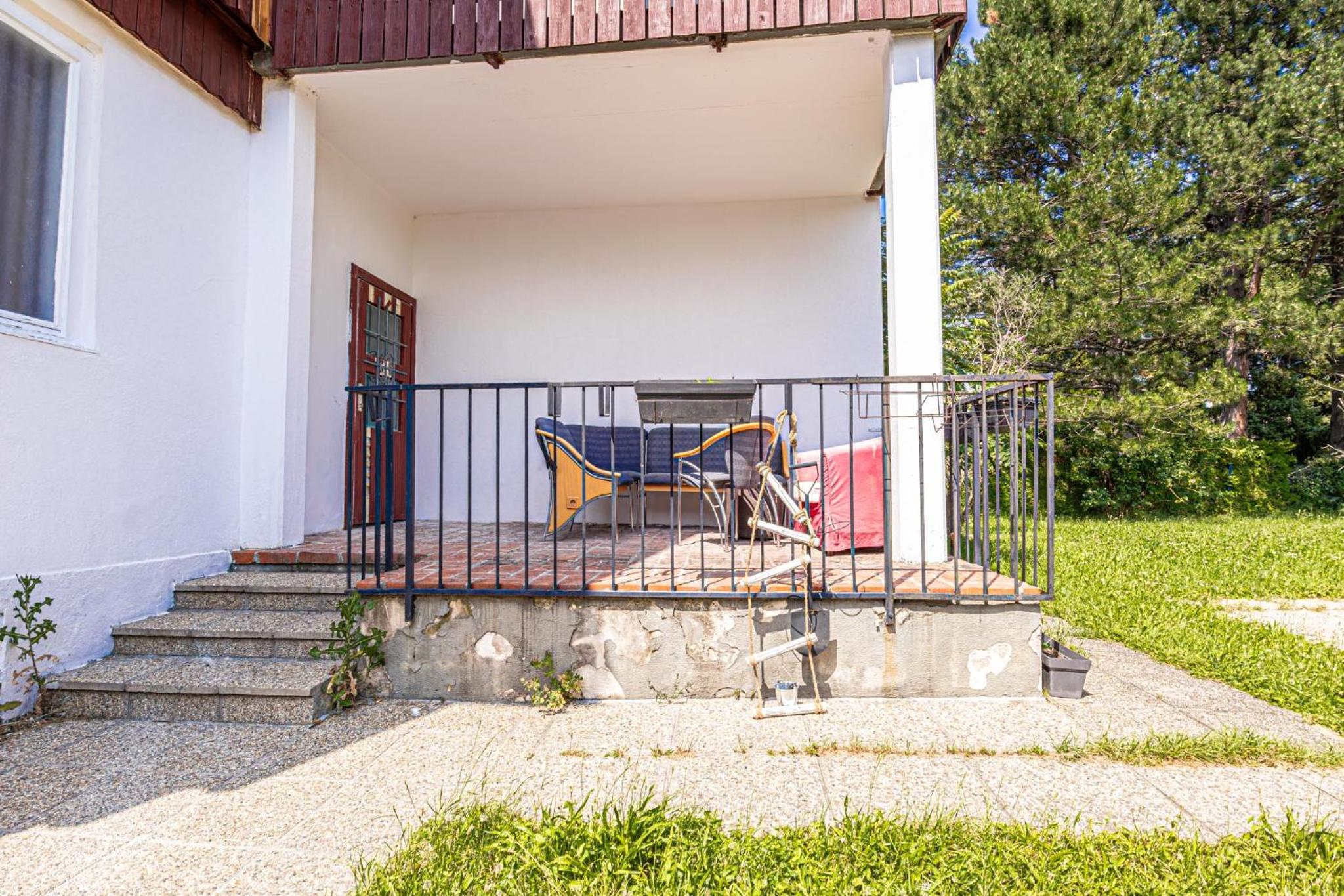 Comfy Rooms in Shared villa with Terrace and Garden