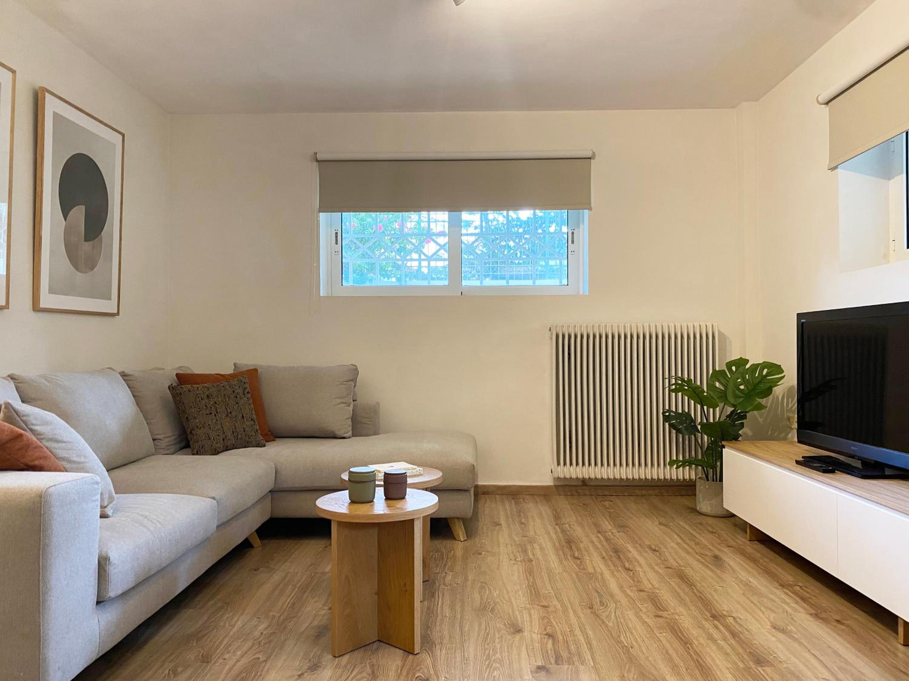 Calm Cove One-Bedroom Home Glyfada