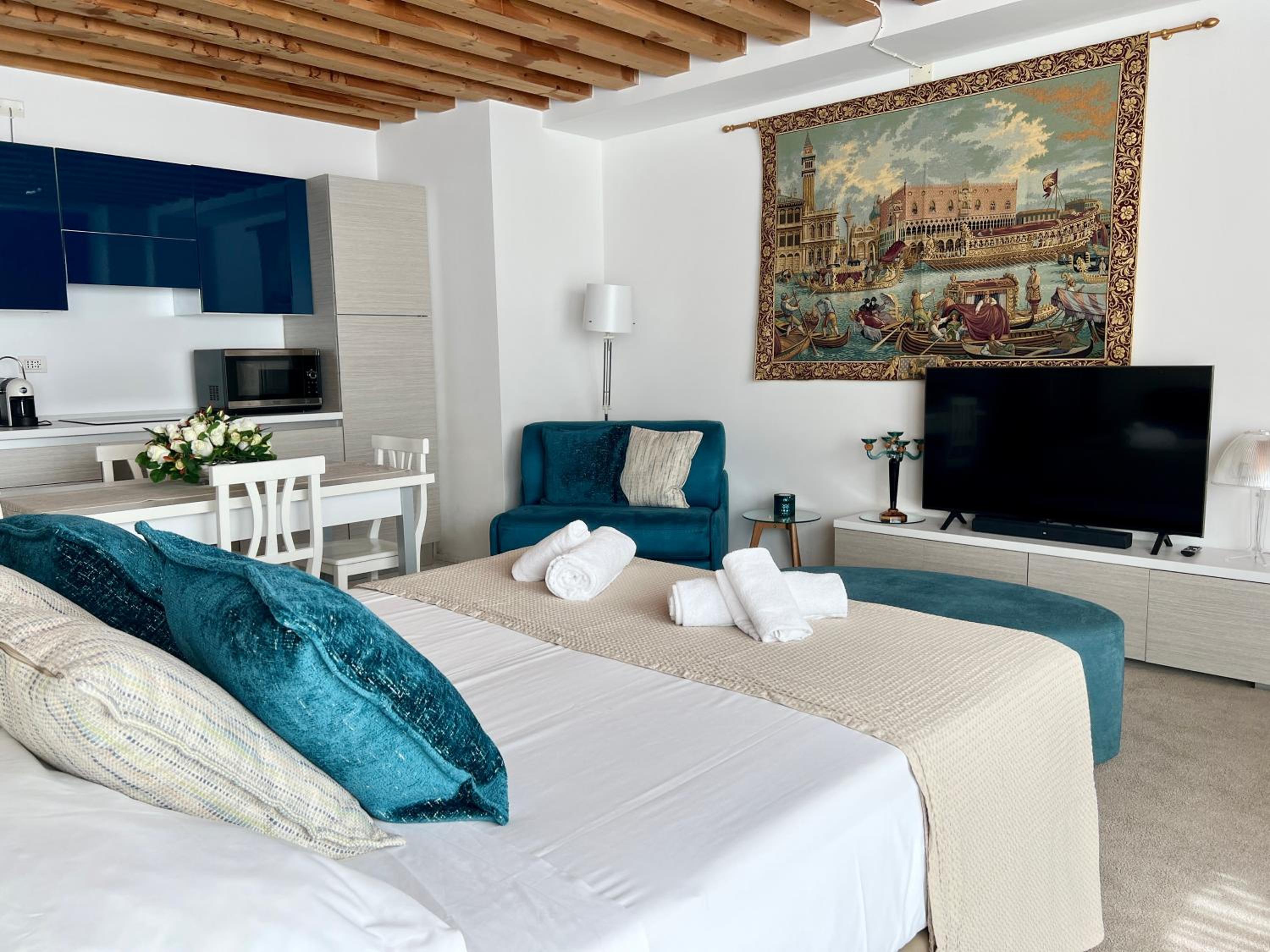 Venice Lucky House