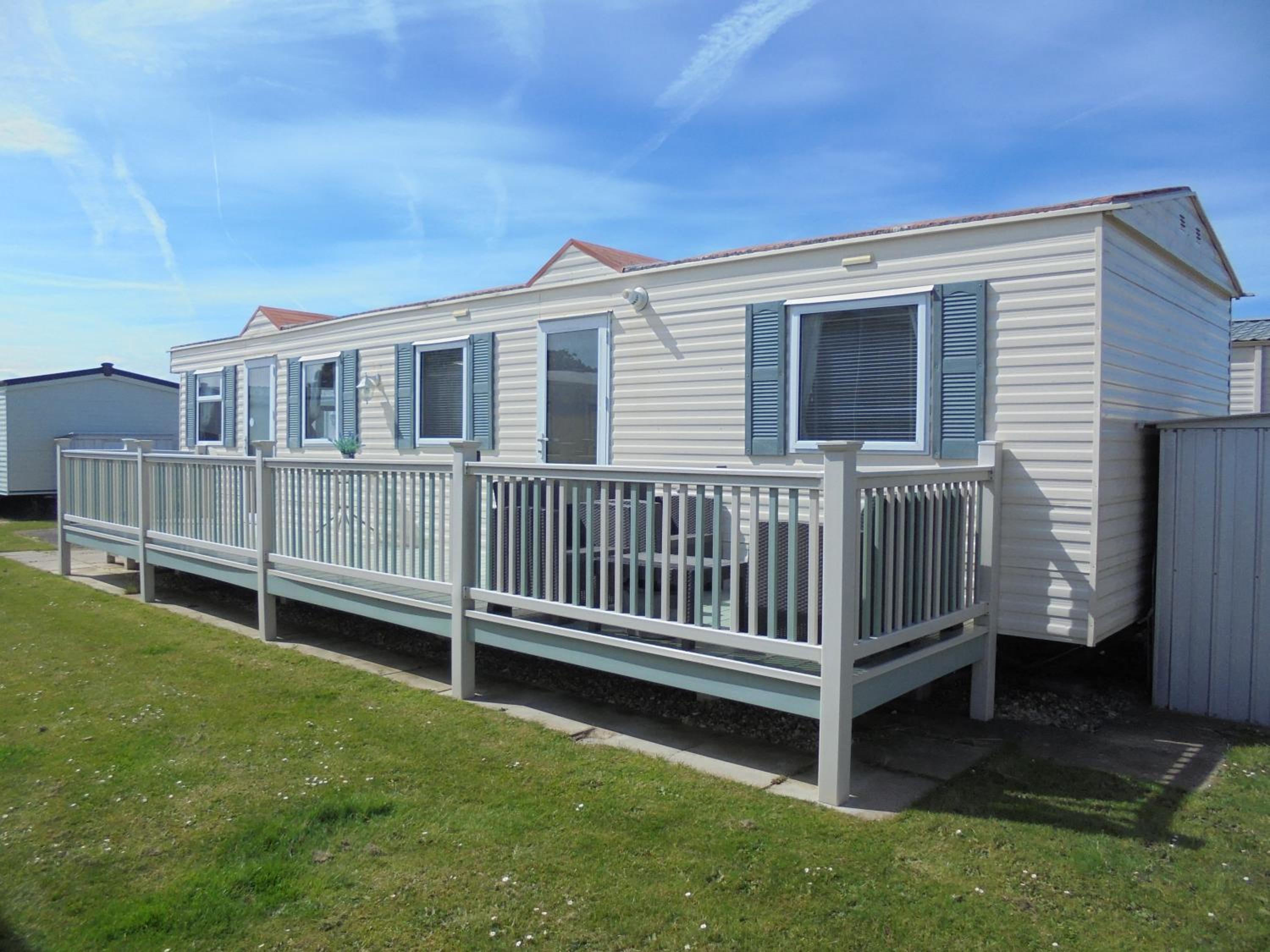 Golden palm Chapel St leonards Hathaway 8 Berth view 2