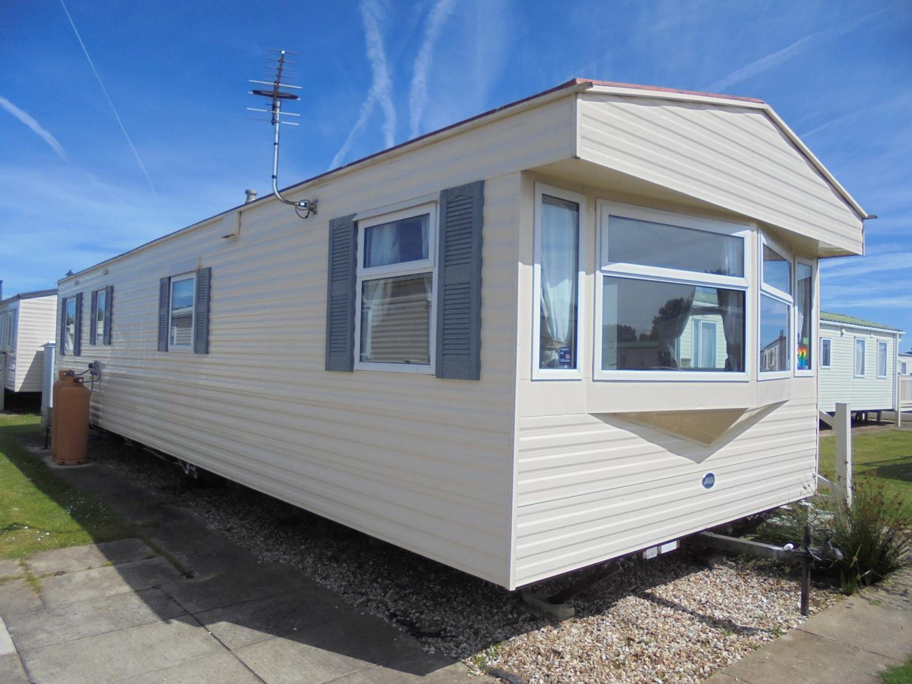 Golden palm Chapel St leonards Hathaway 8 Berth view 4