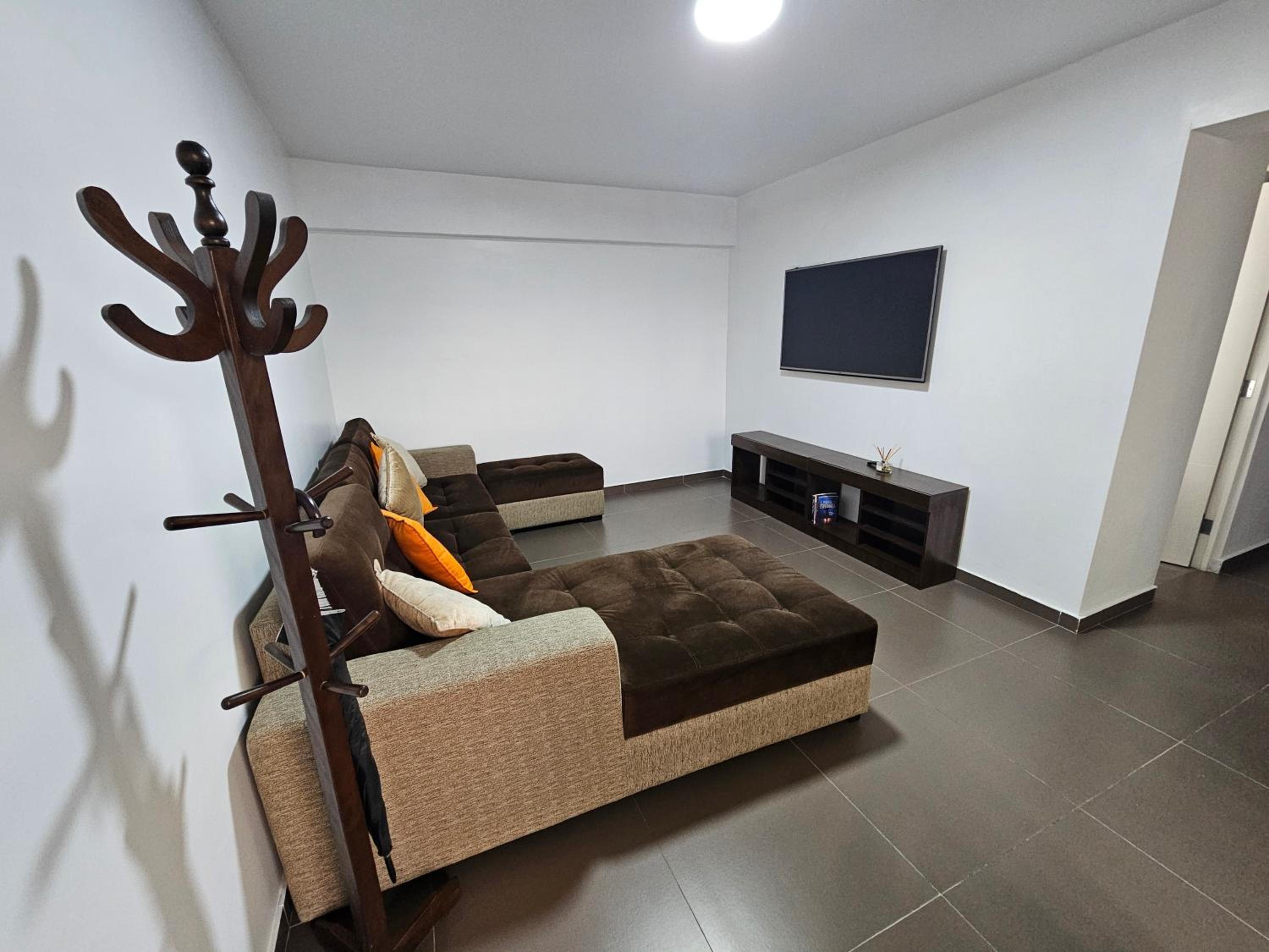 Acogedor y espacioso apartamento view 5