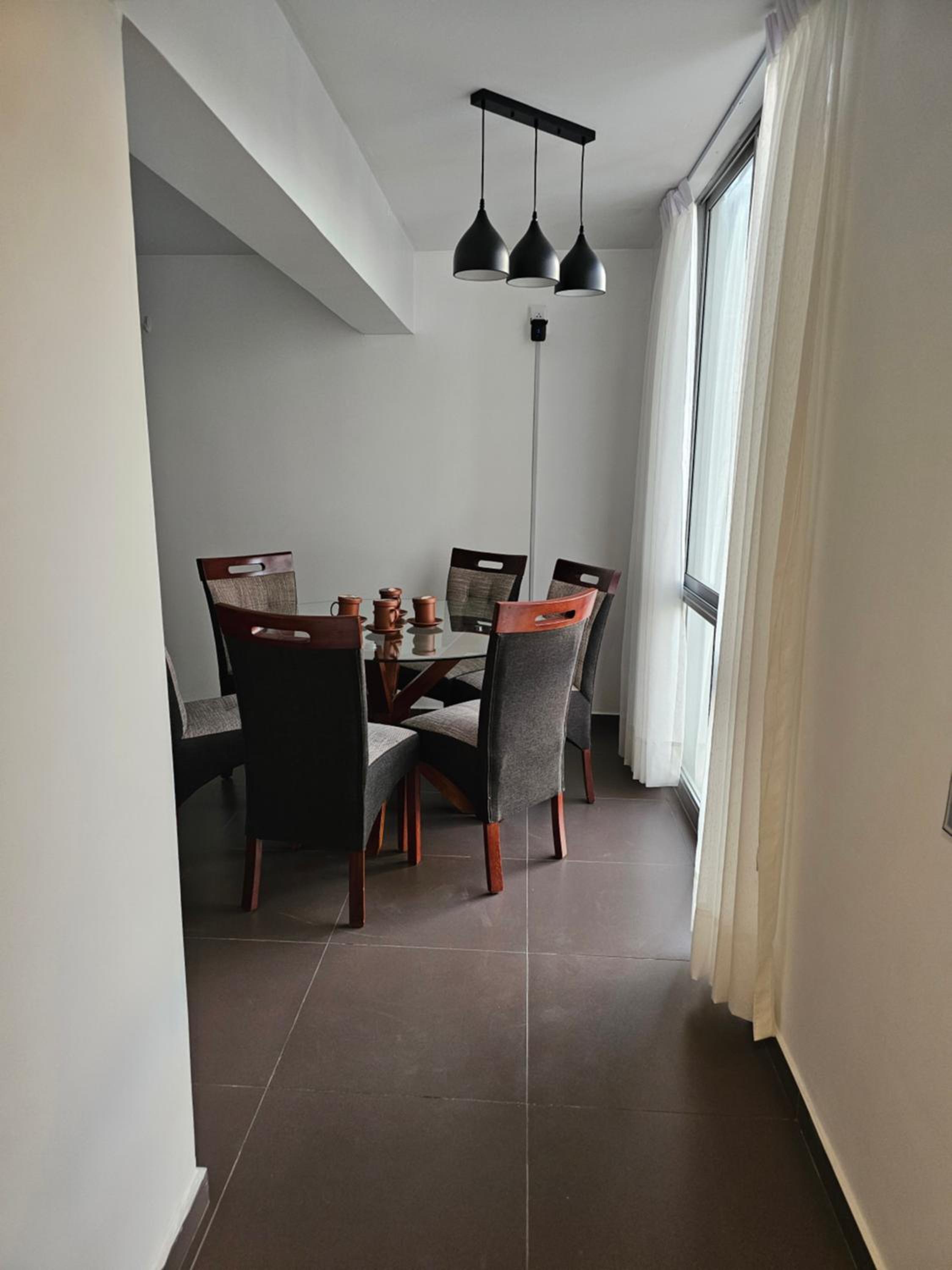 Acogedor y espacioso apartamento view 2