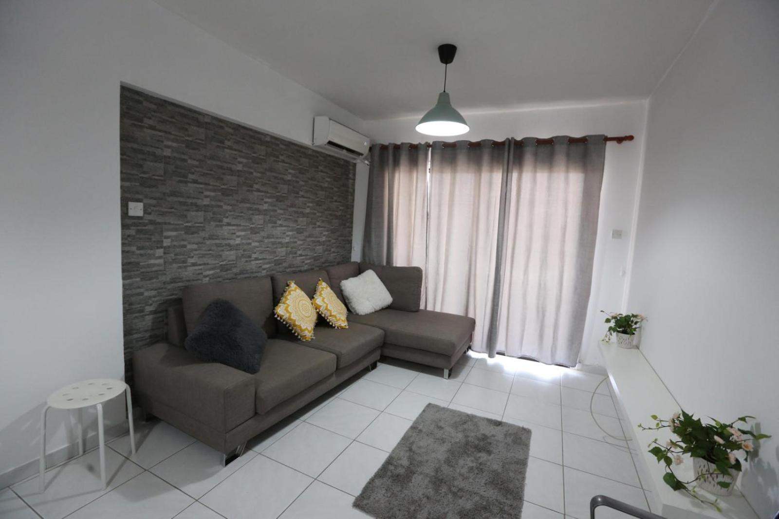 Hotel Near The Beach Holiday Apartment