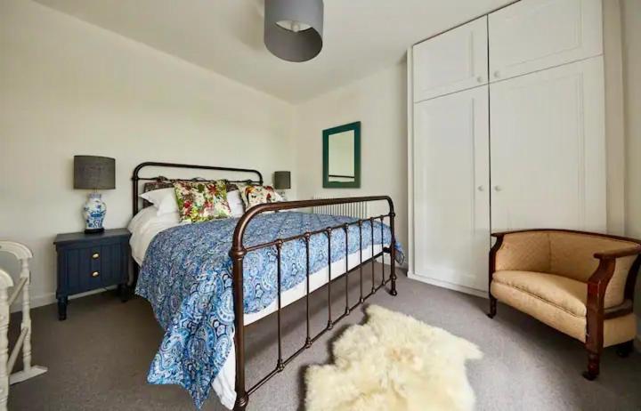 Countryside bliss in Historic Hall view 3