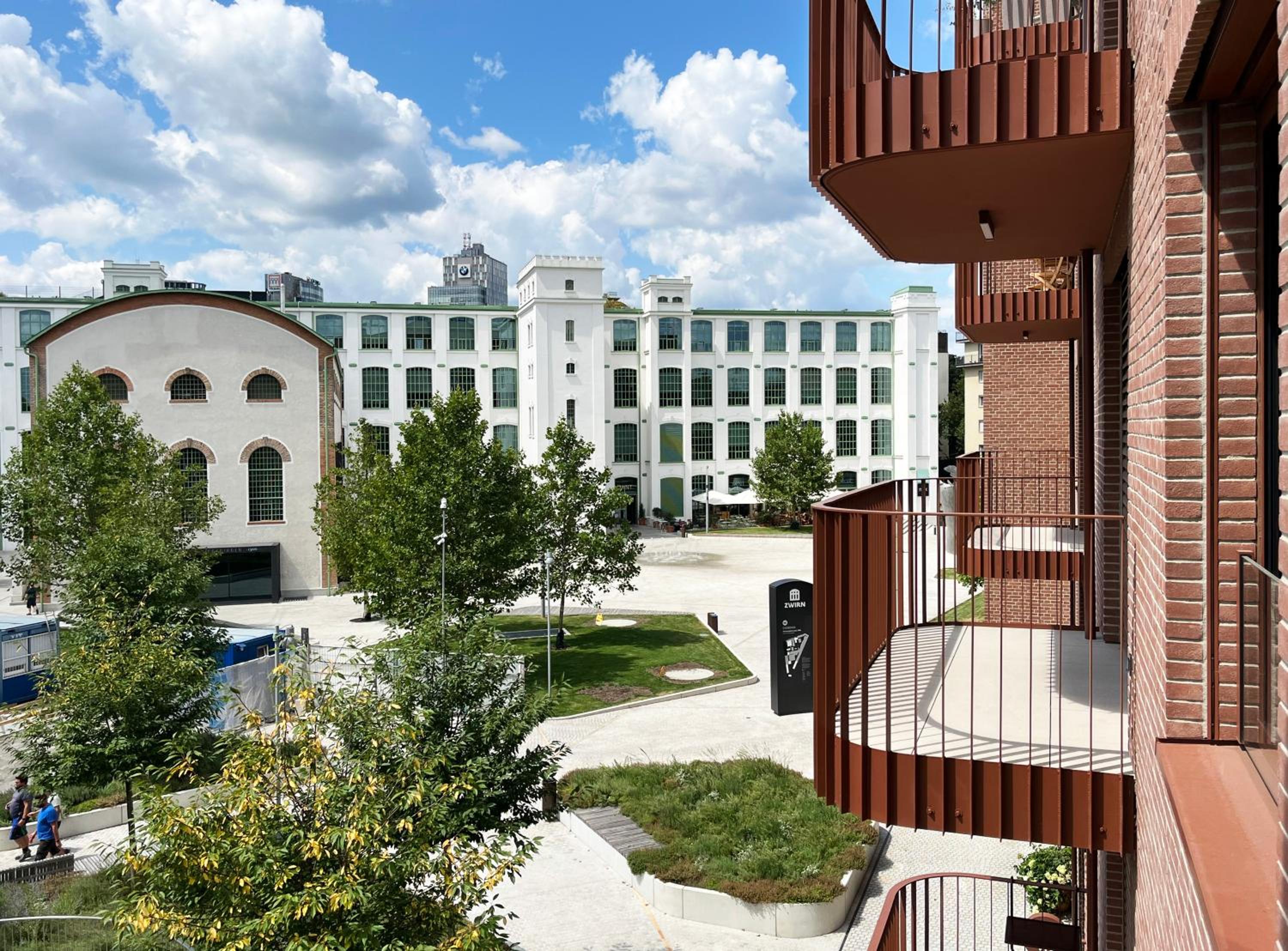 2024 new building Zwirn, Free parking