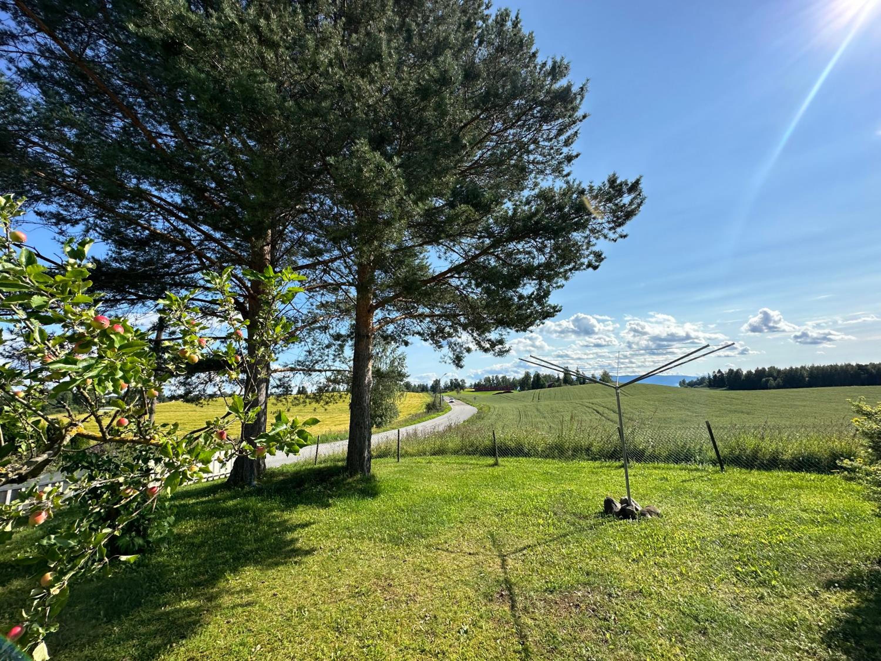 Lovely fully furnished apartment view 3