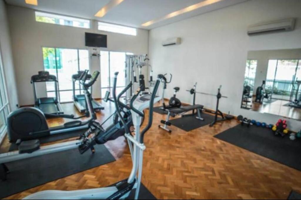 2 bedroom Suite with Sea View At Straits Quay