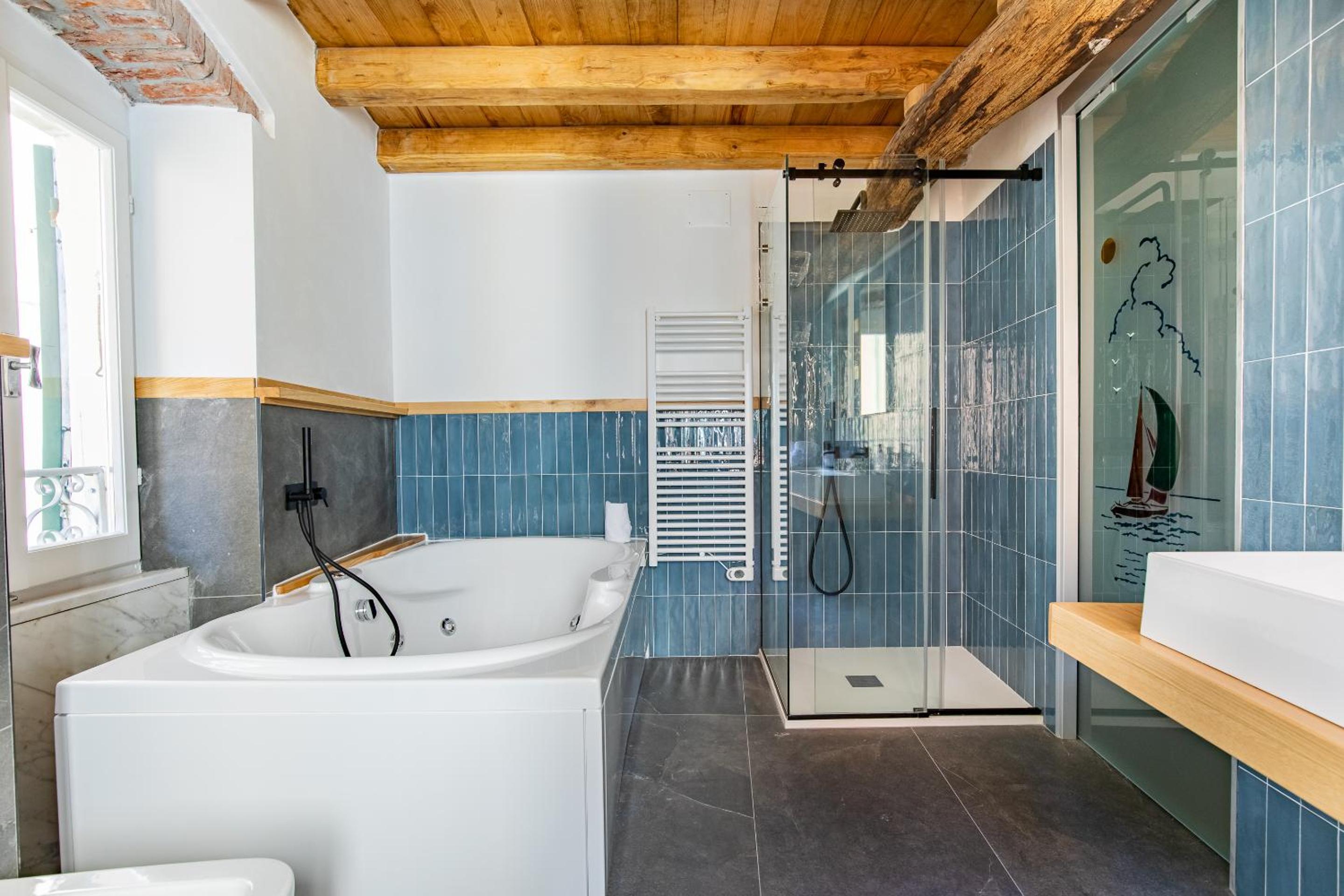 Pasini Luxury room,cozy winemakers retreat view 3