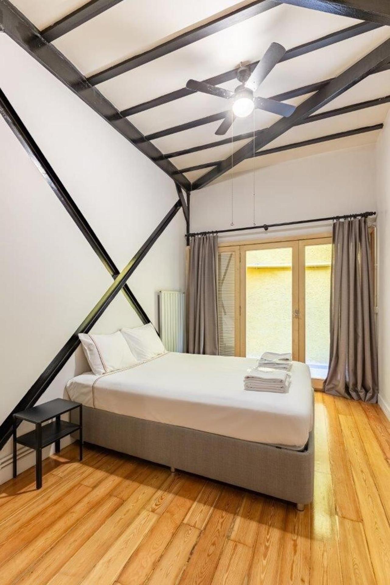 Warm Rustic Charming 2BD Galata wPatio Gem! #320