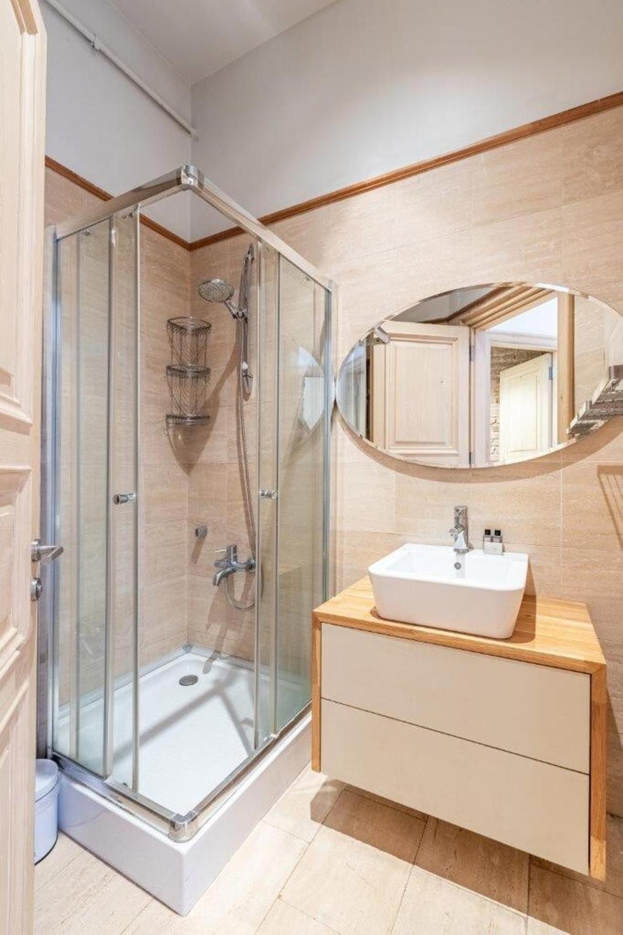 Warm Rustic Charming 2BD Galata wPatio Gem! #320