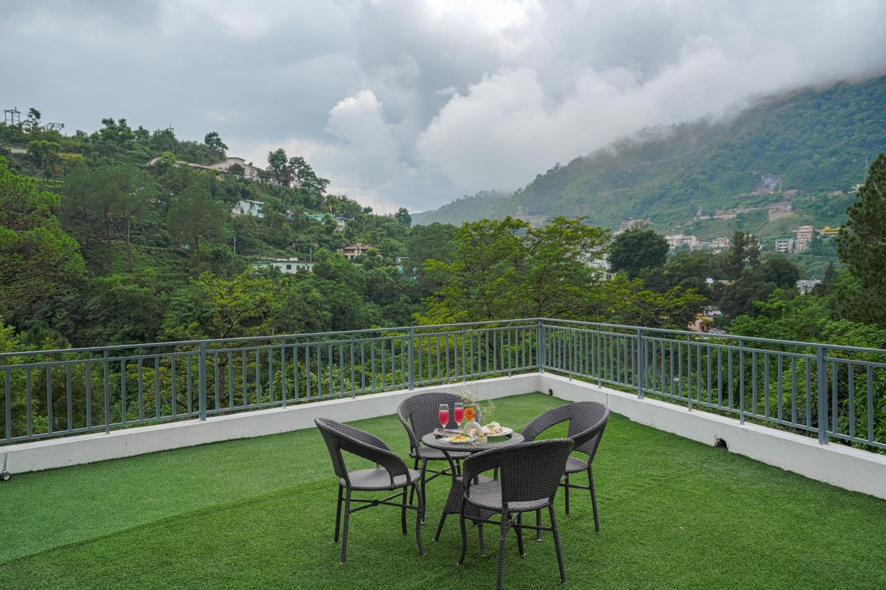 SaffronStays Bourbon - 2BR luxury villa with garden, BBQ, bonfire & valley views near Naukuchiatal & Bhimtal Lake