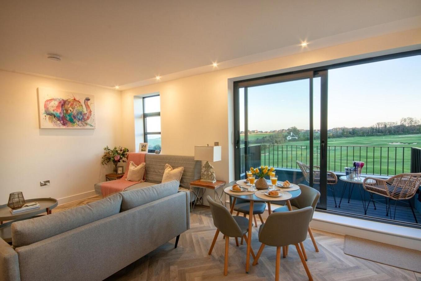 Luxury Sea & North Foreland Golf View By Adliv view 2