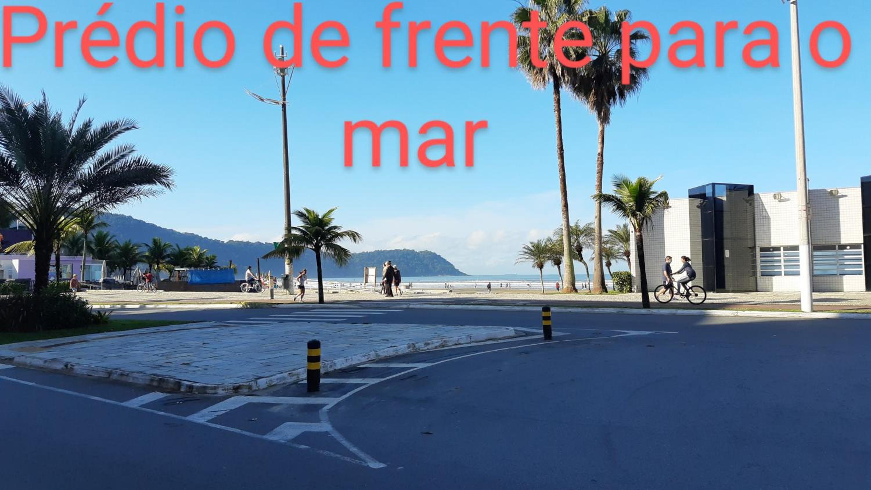 Prédio Frente Para o Mar Pé na Areia Lado Mercado Extra