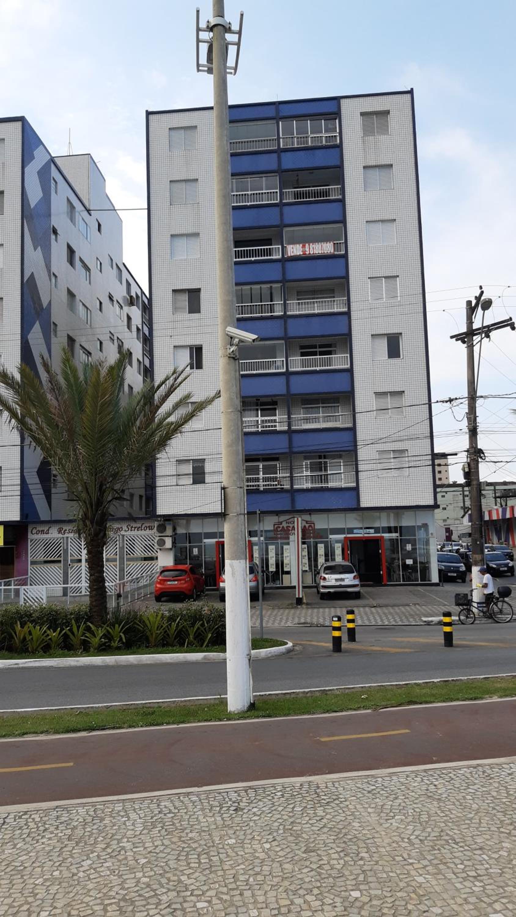 Prédio Frente Para o Mar Pé na Areia Lado Mercado Extra