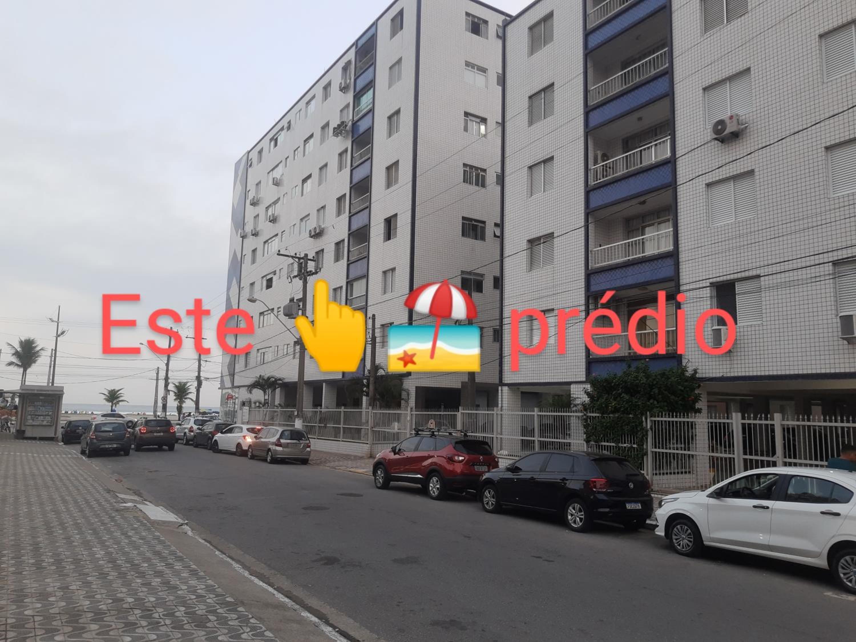 Prédio Frente Para o Mar Pé na Areia Lado Mercado Extra