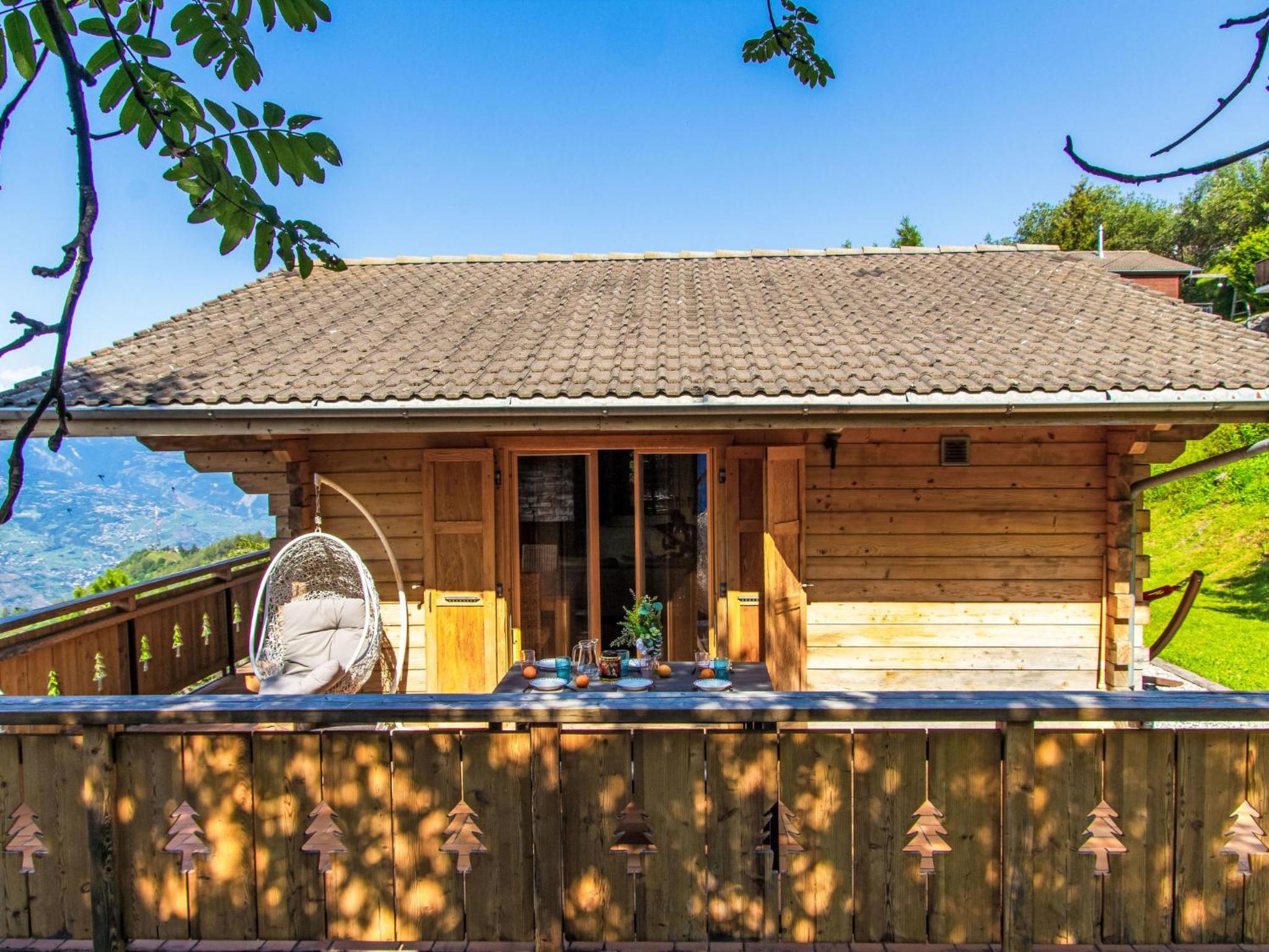 Chalet Le Loup- le Renard et la Belette by Interhome