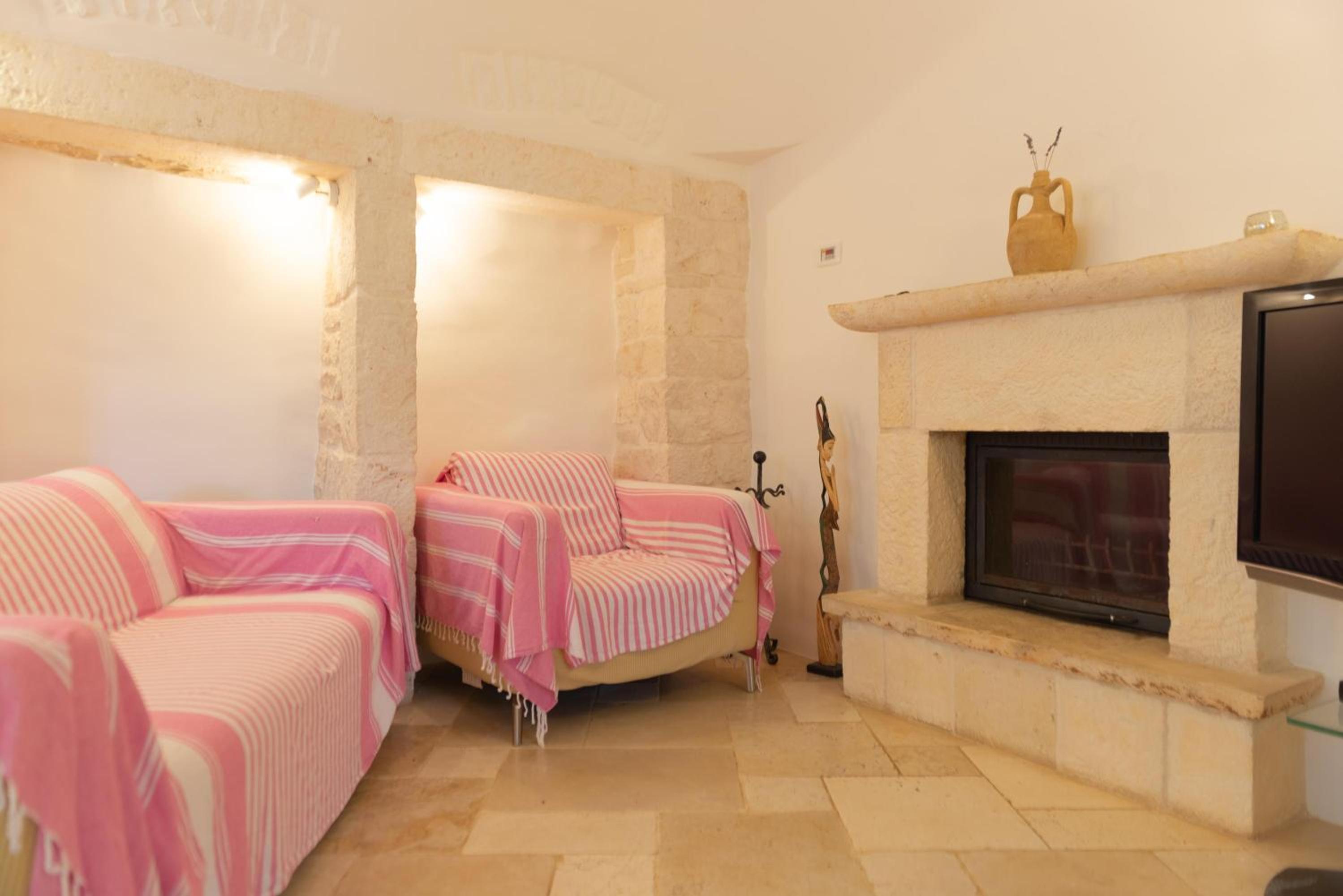 Trullo La Vela view 5