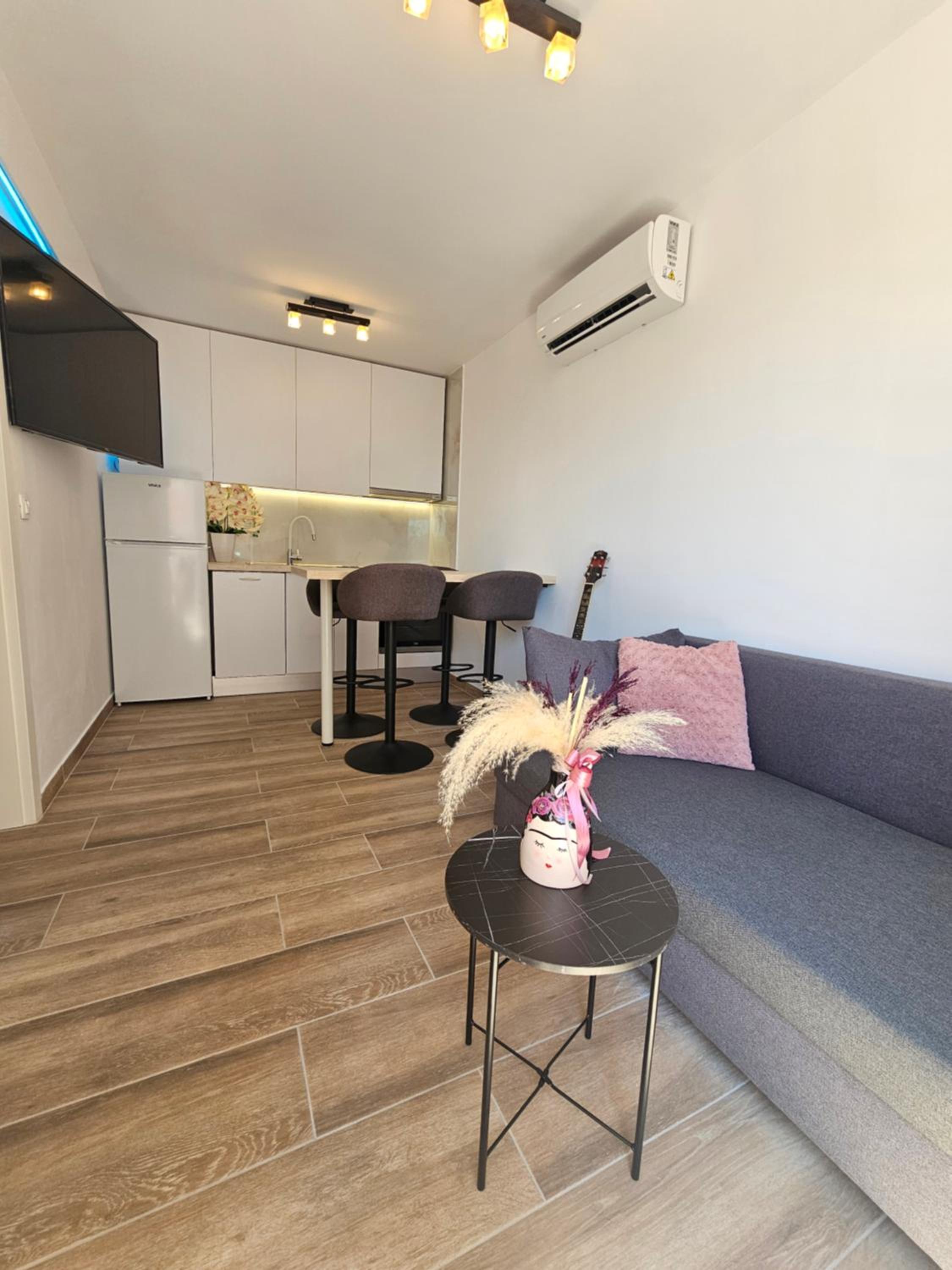 Rita Apartments