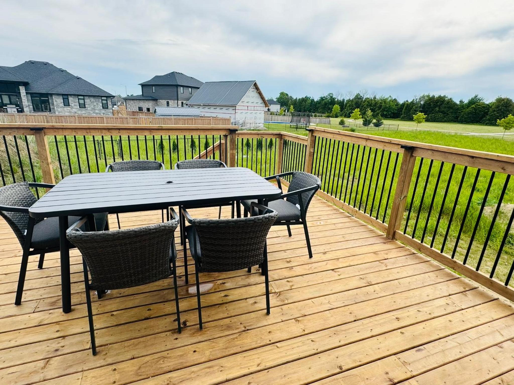 Luxury Home 2 mins drive to Saugeen Shores beach