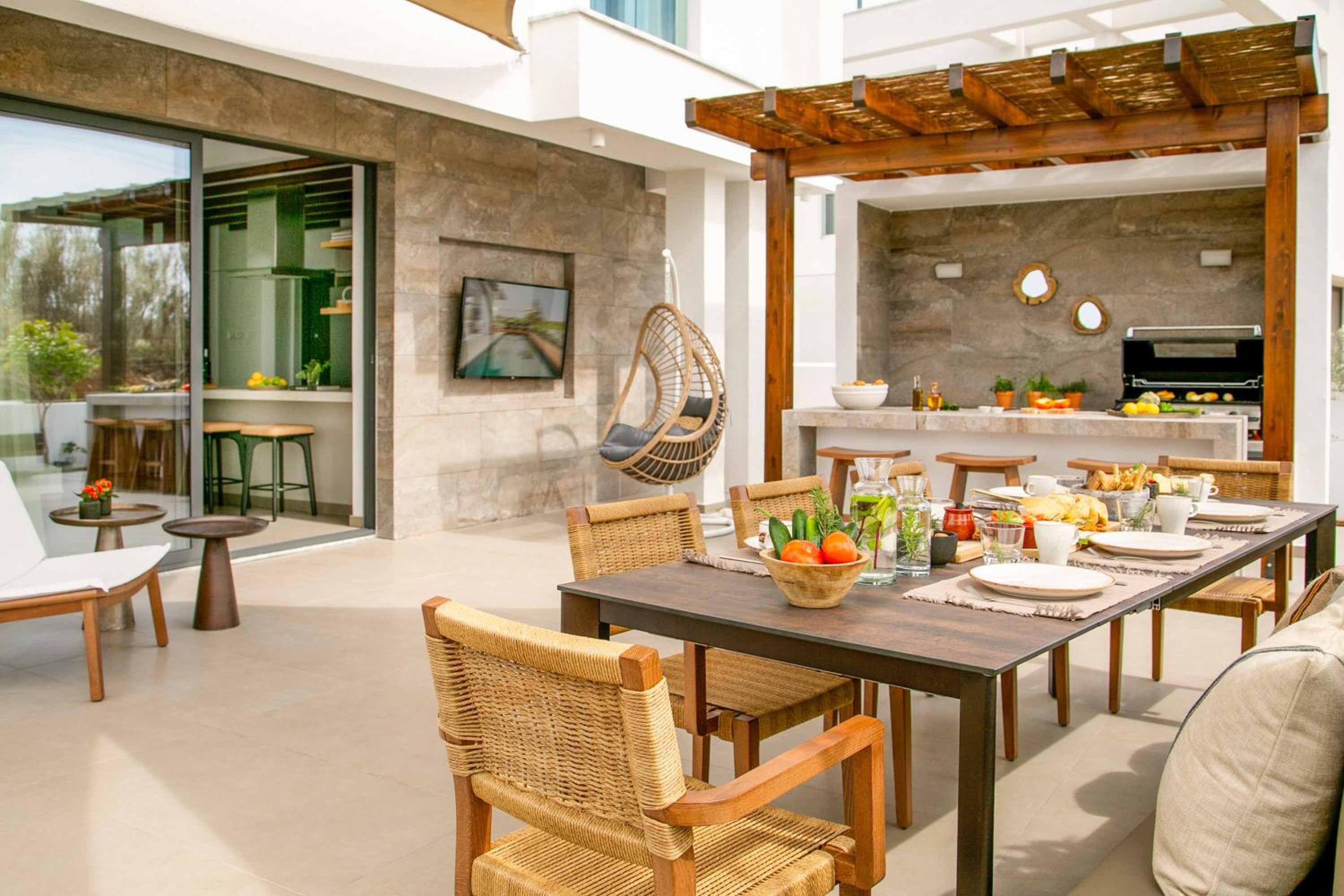 Lora Pearl Luxury Villa