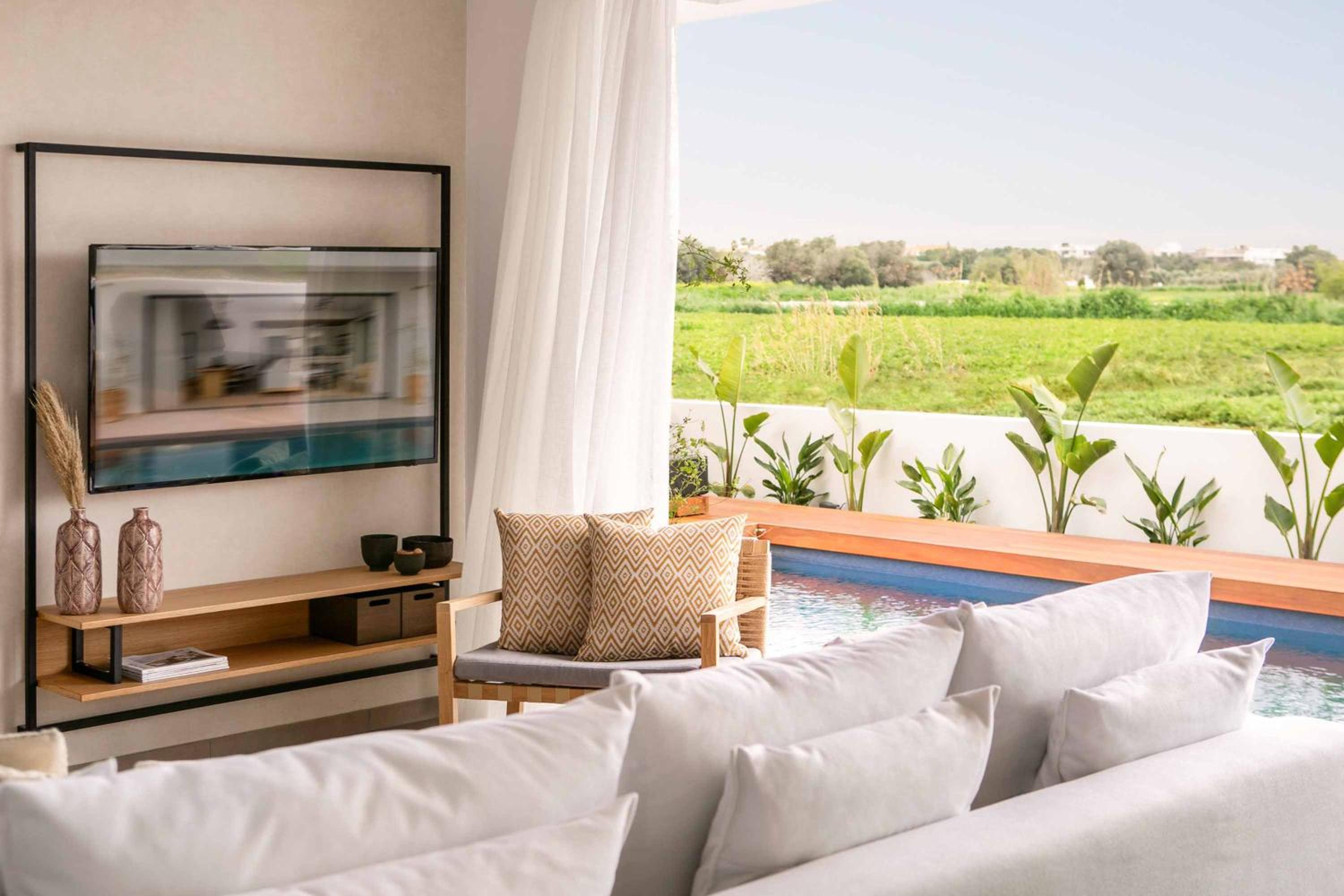 Lora Pearl Luxury Villa