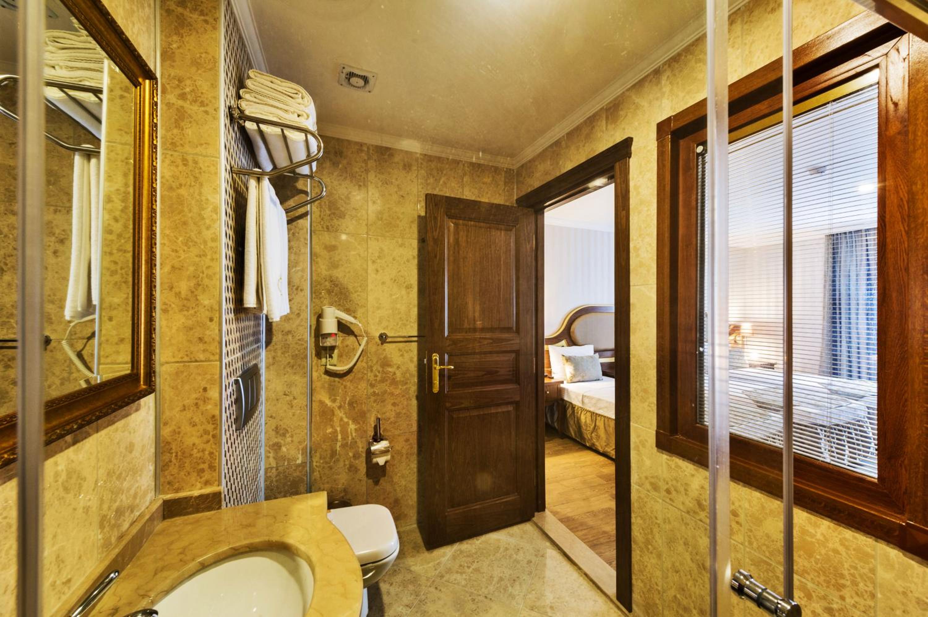 The Central Otel - Image 15