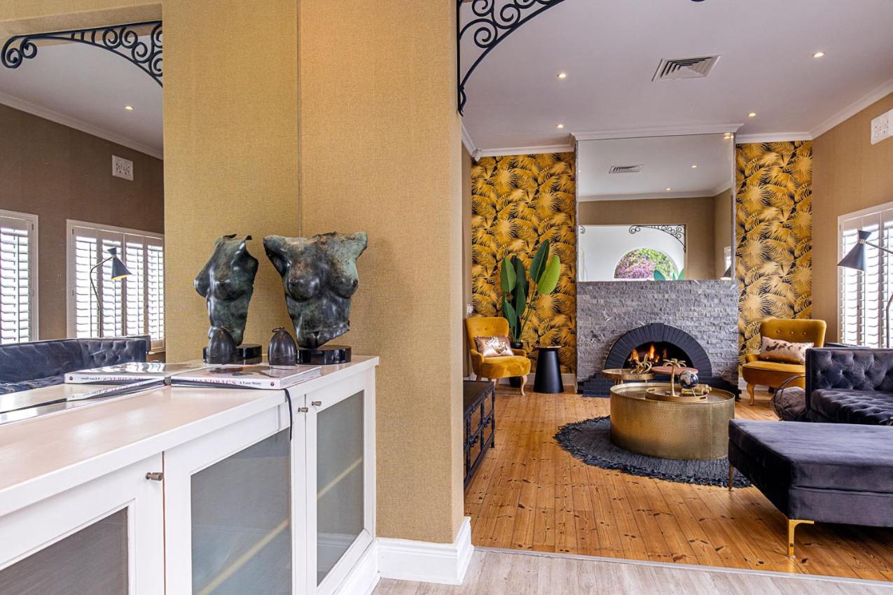 Clifton YOLO Spaces - Clifton Boutique Apartments