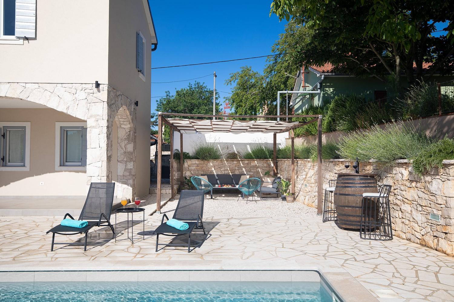 Villa Stora kuća view 4