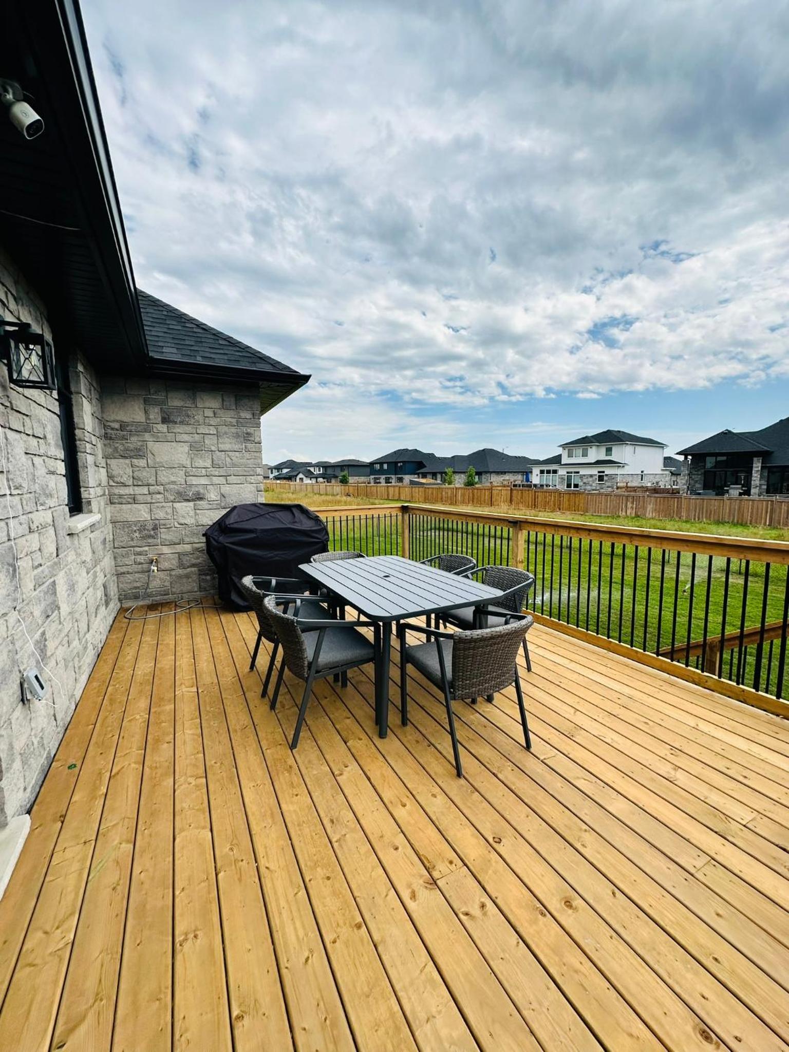 Luxury Home 2 mins drive to Saugeen Shores beach
