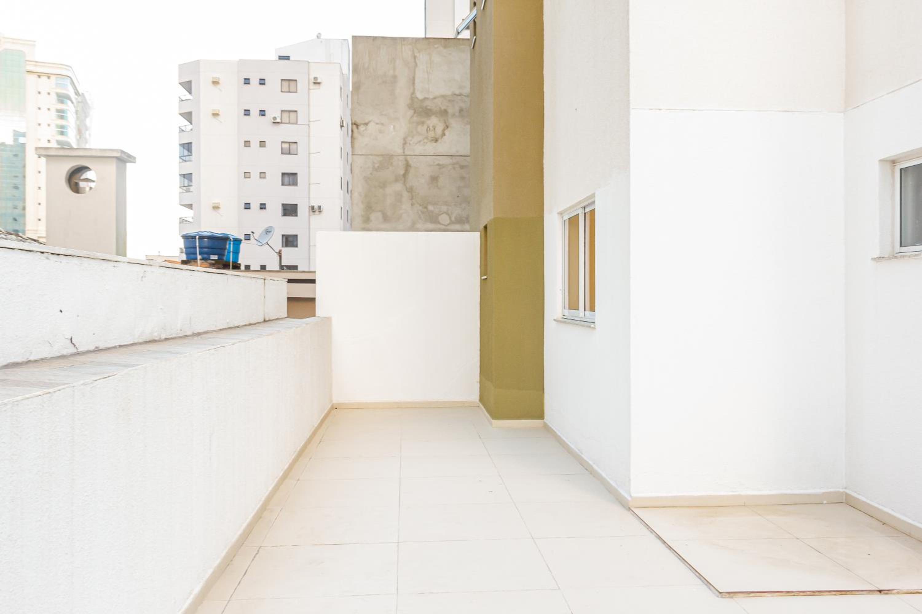 Apto 250 m da Praia c/ Churrasq. e Terraço PD7076