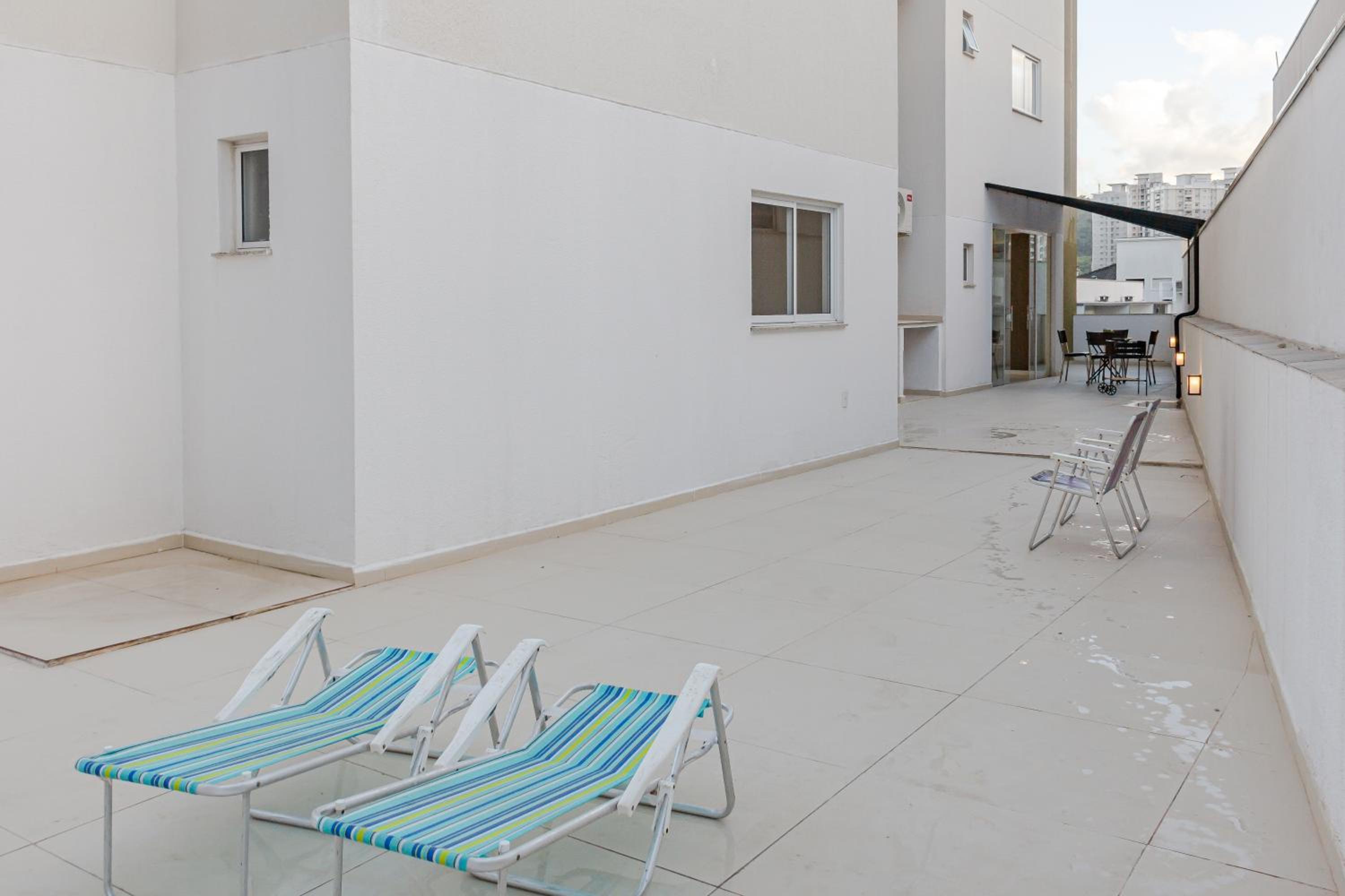 Apto 250 m da Praia c/ Churrasq. e Terraço PD7076